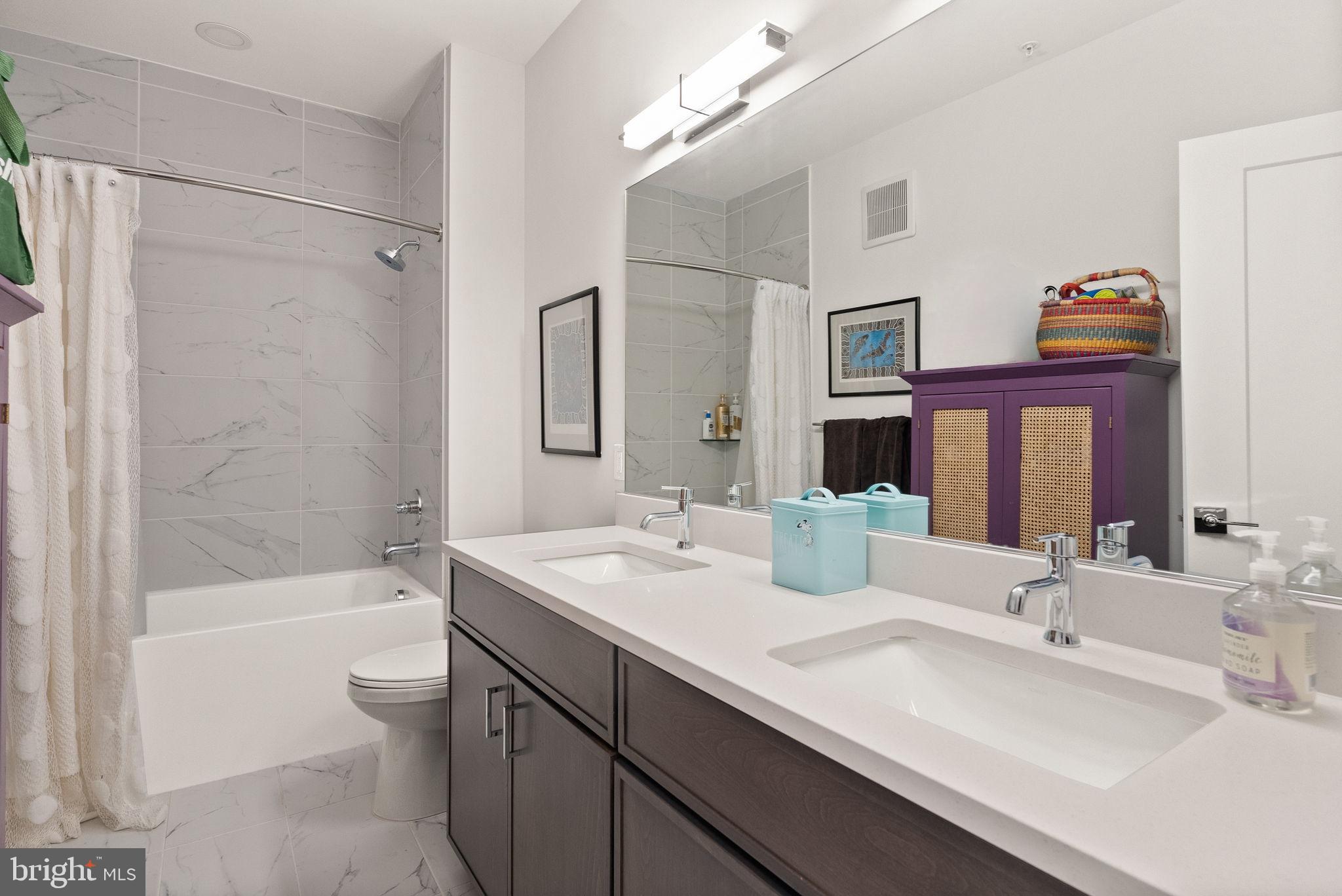 OLD TOWN NORTH - Residential