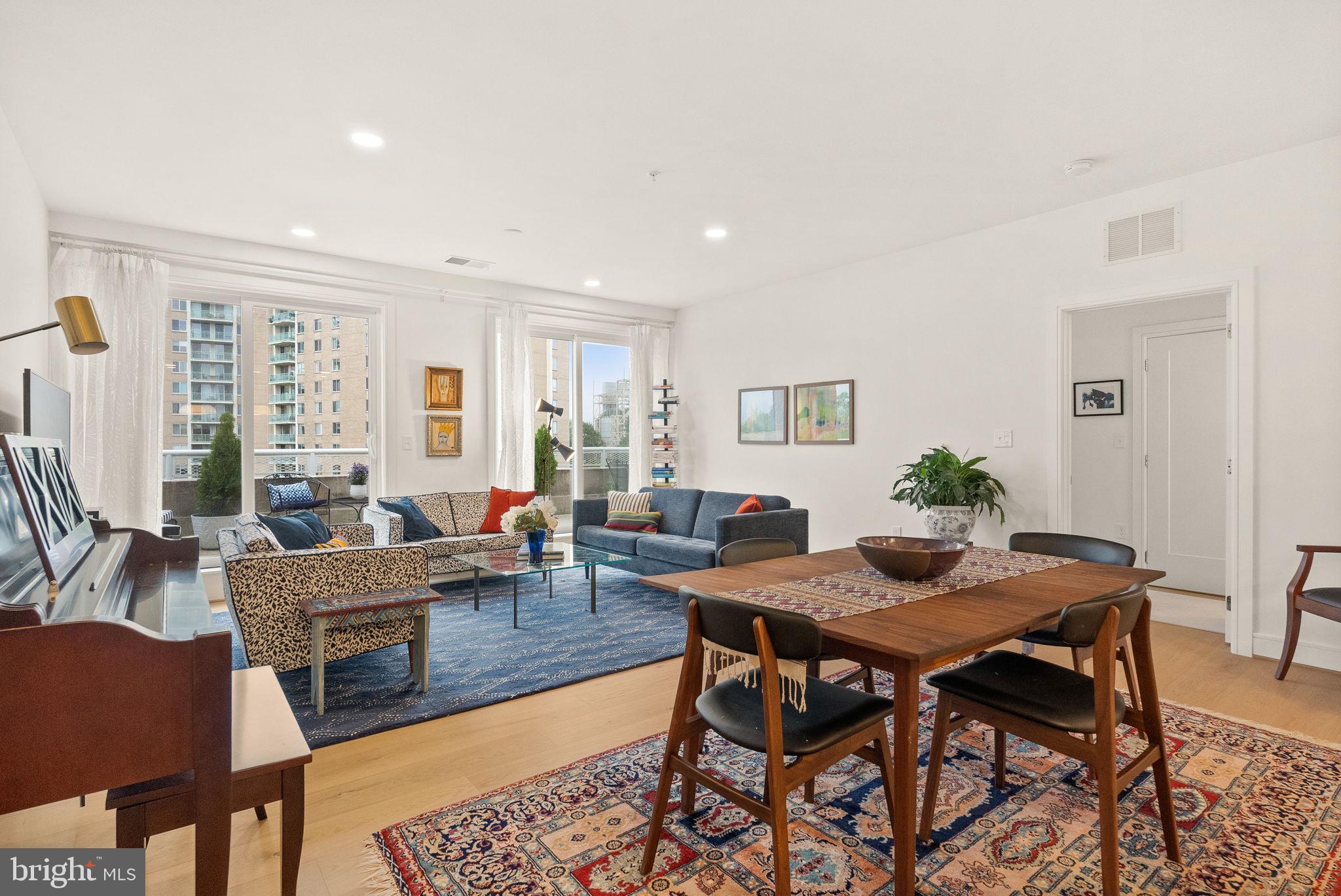 OLD TOWN NORTH - Residential