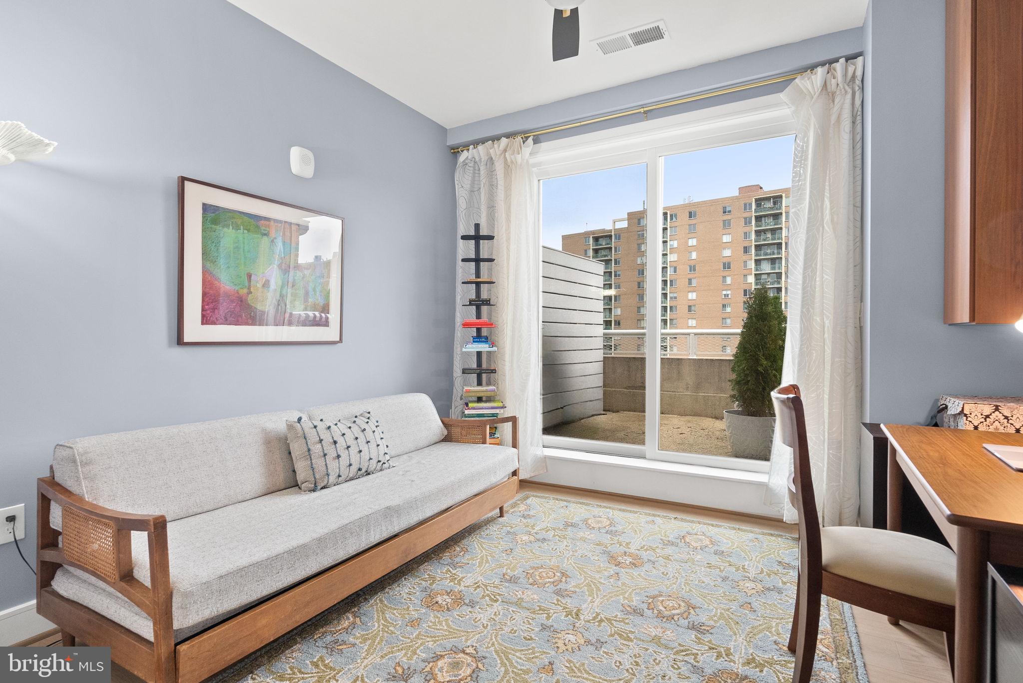 OLD TOWN NORTH - Residential