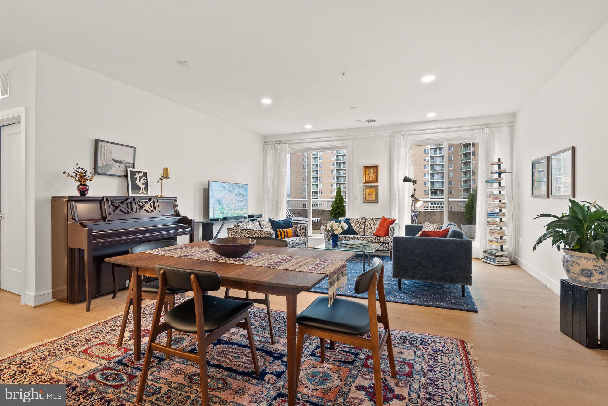 OLD TOWN NORTH - Residential