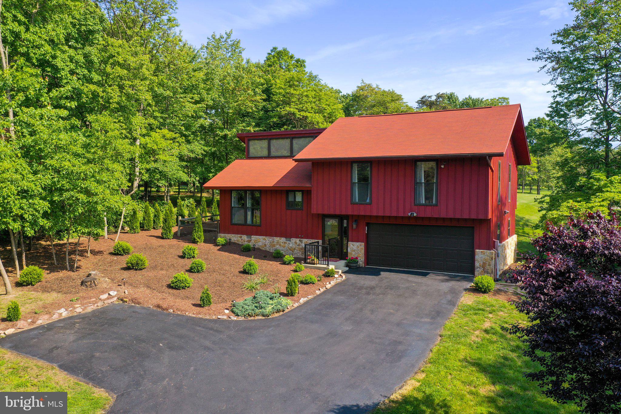 THE WOODS - Residential