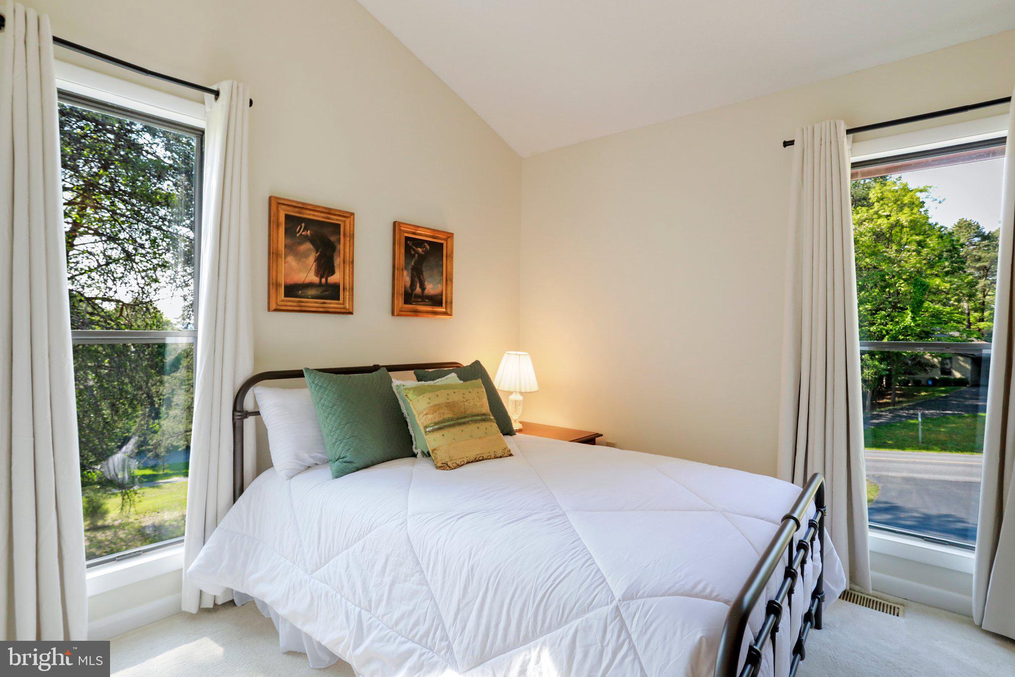 THE WOODS - Residential