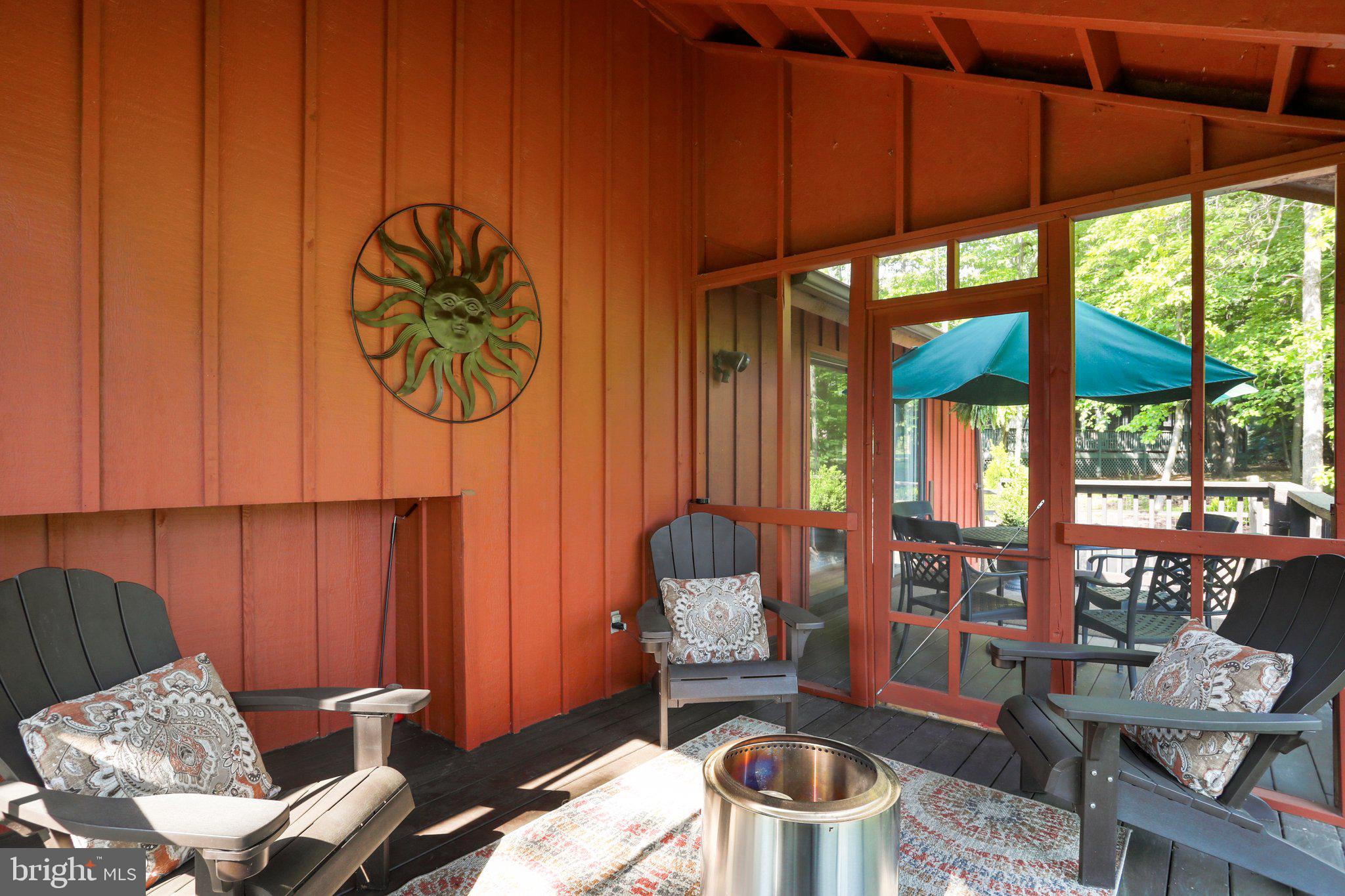 THE WOODS - Residential