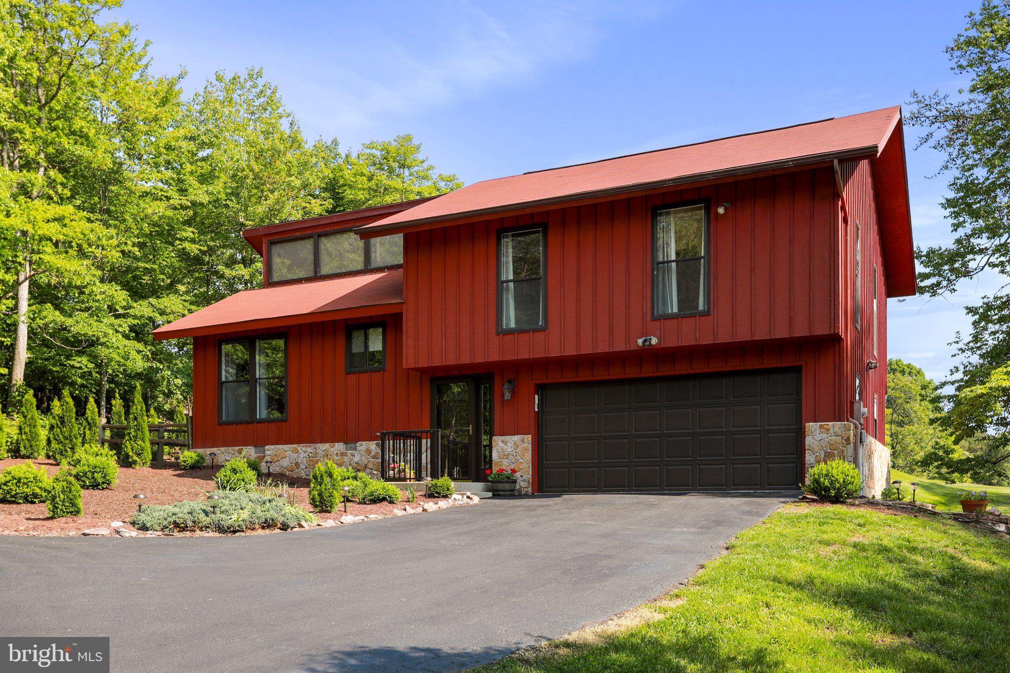 THE WOODS - Residential