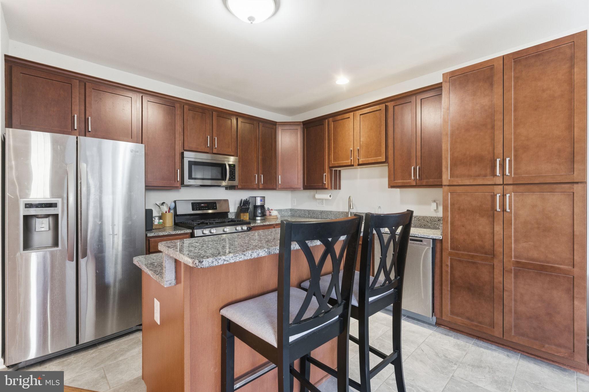 SOUTH RIDING - Residential