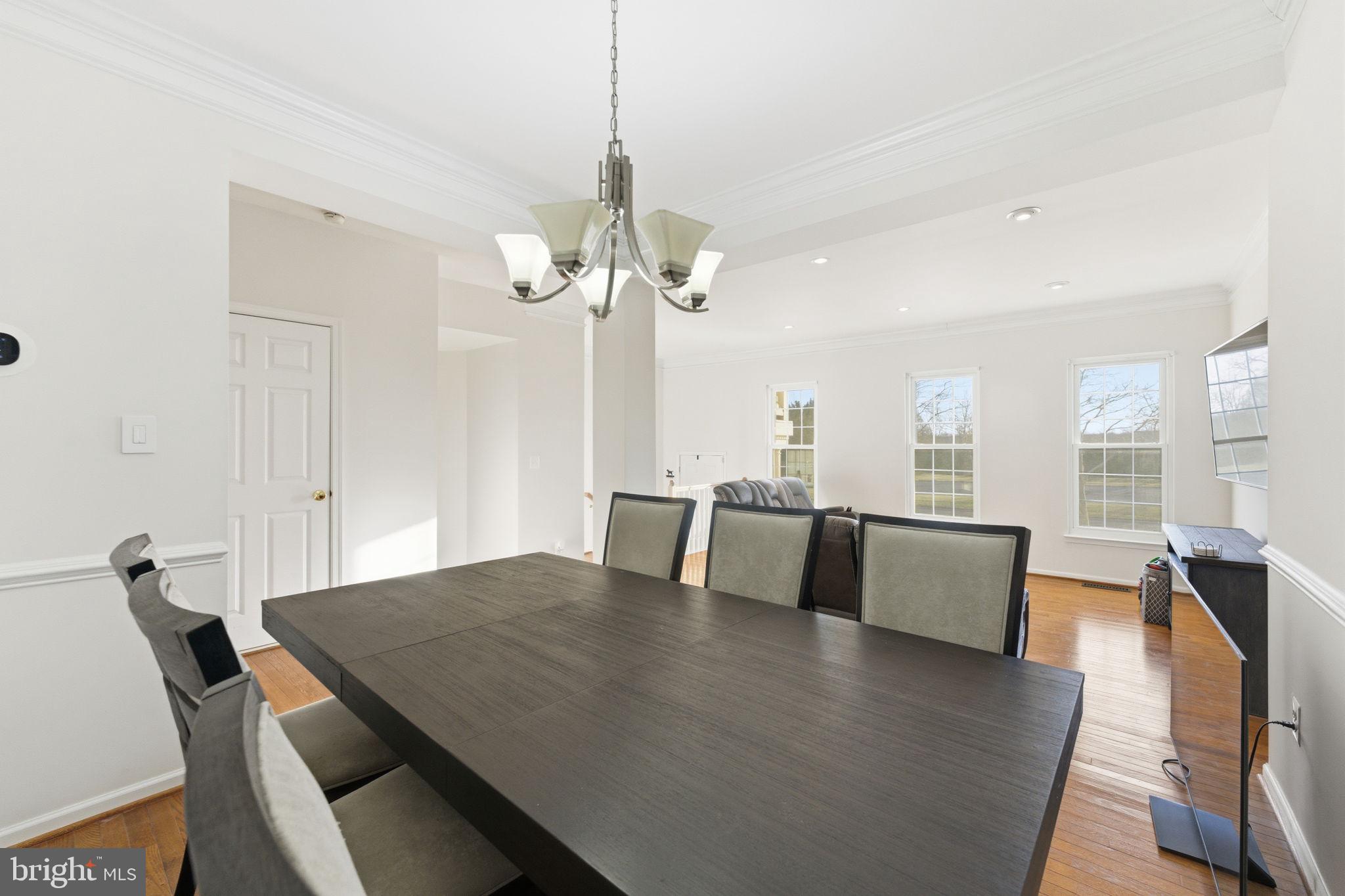 SOUTH RIDING - Residential