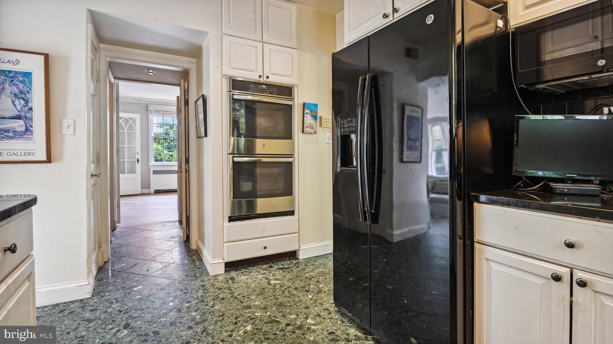 CHEVY CHASE - Residential