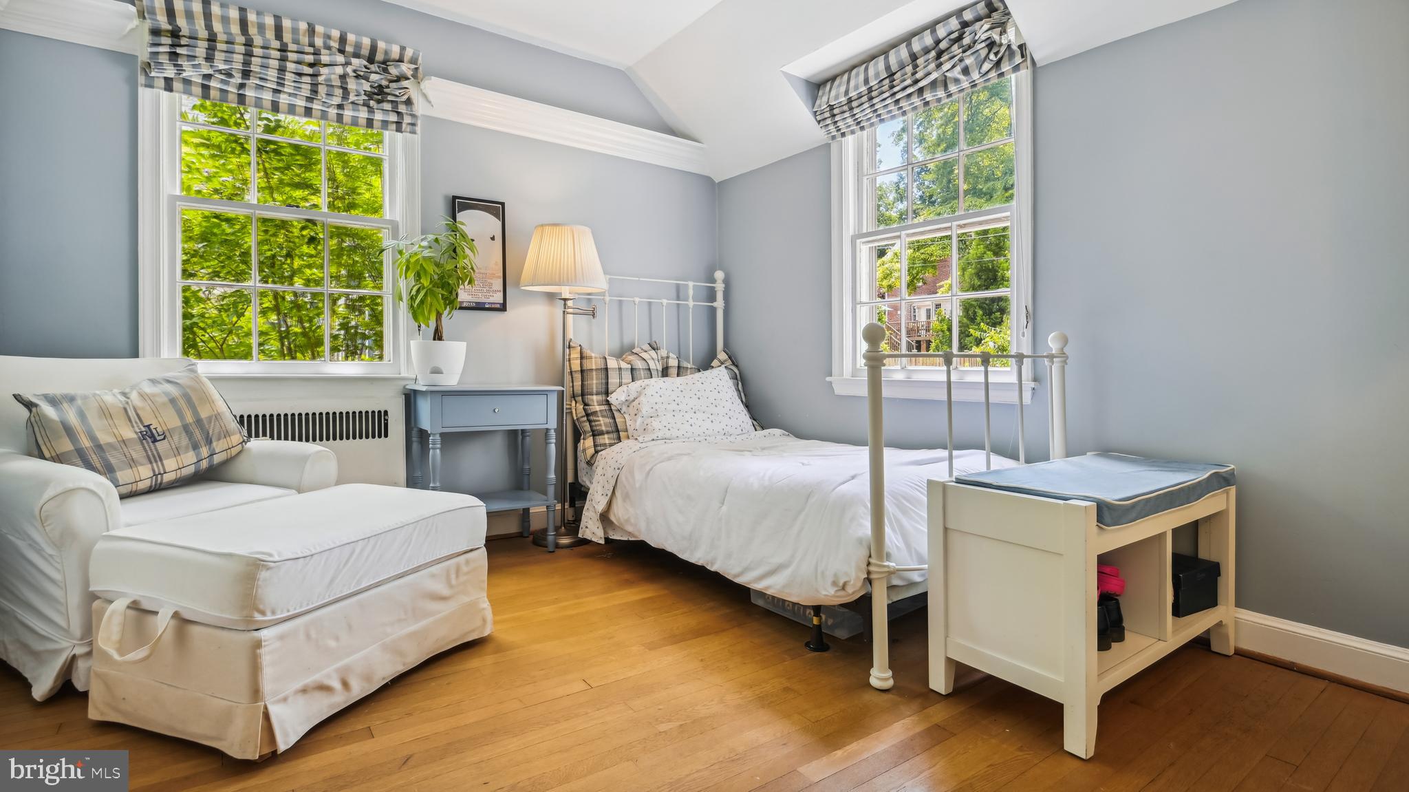 CHEVY CHASE - Residential