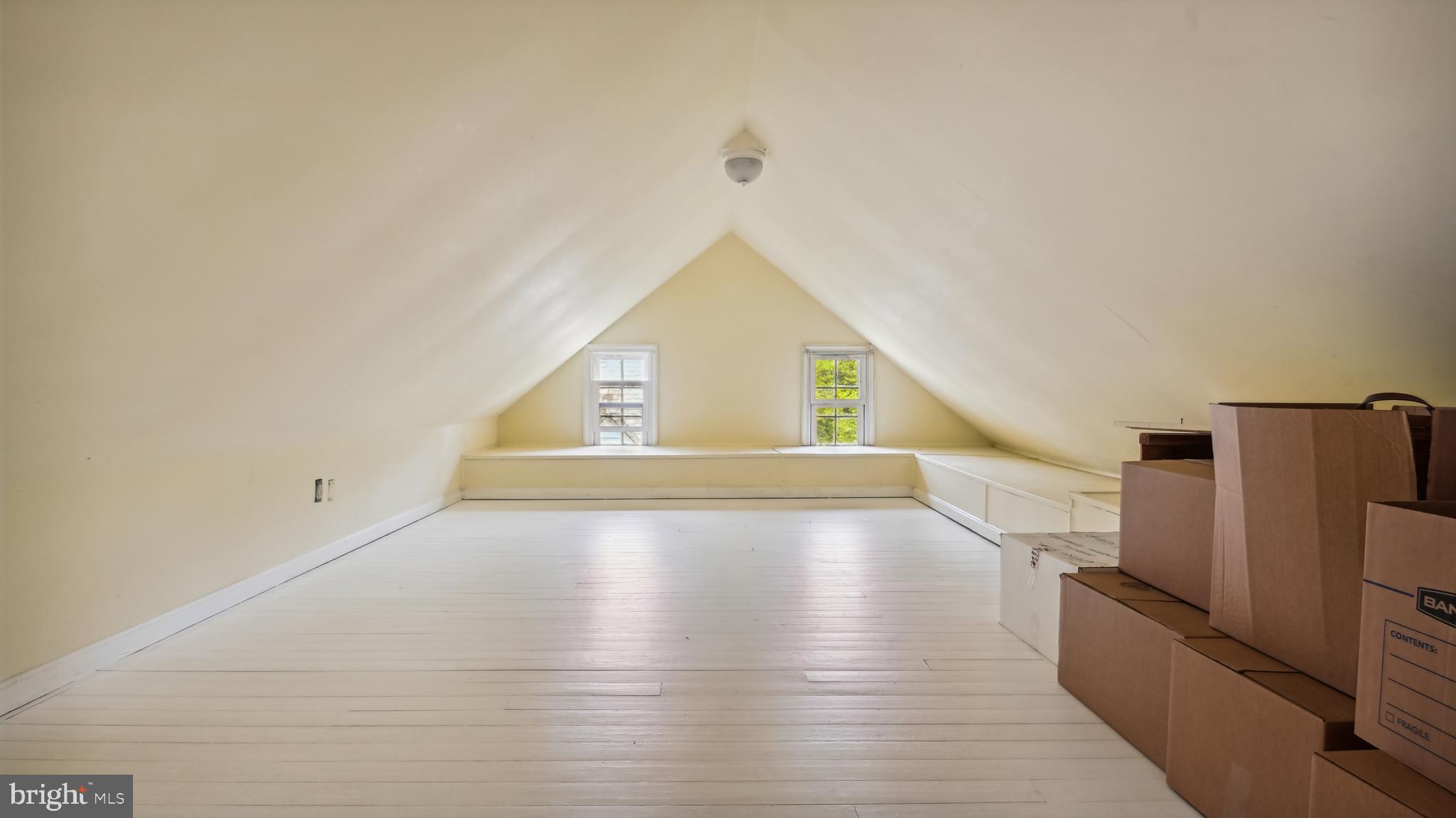 CHEVY CHASE - Residential