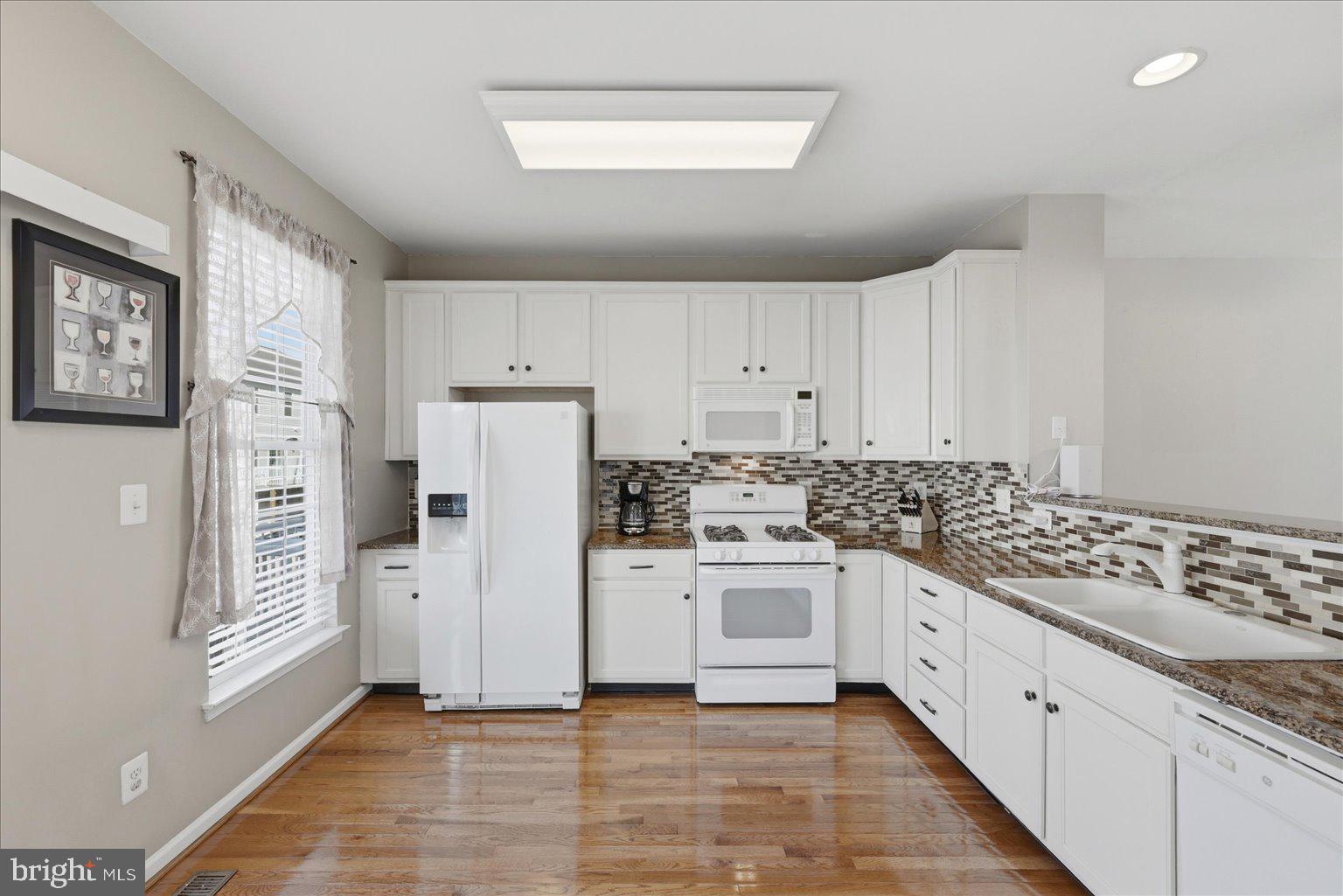 AMBERLEA AT SOUTH RIDING - Residential