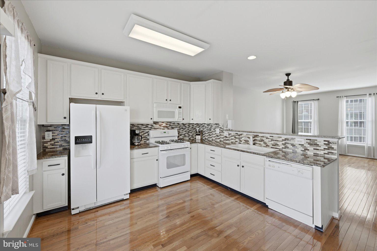 AMBERLEA AT SOUTH RIDING - Residential