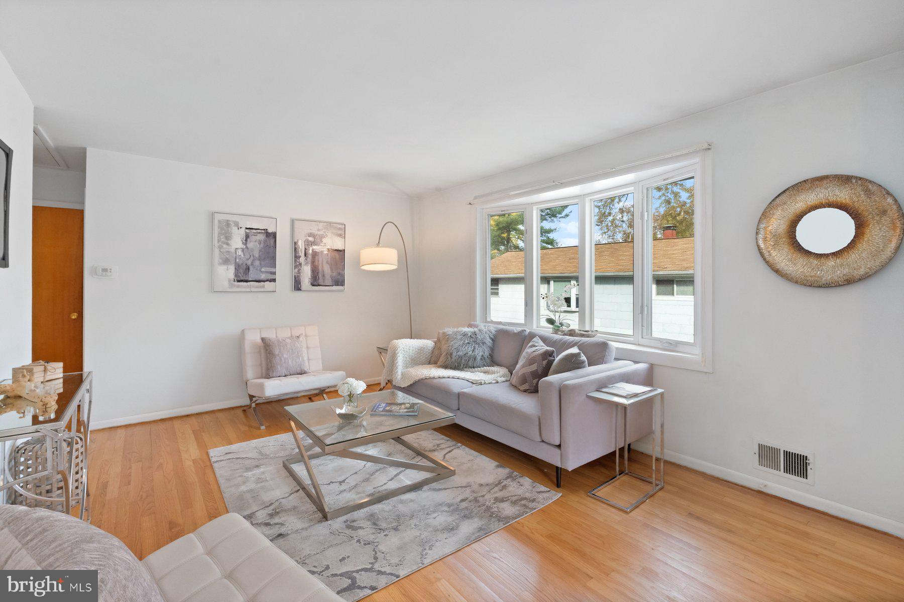 OLIVER BEACH - Residential