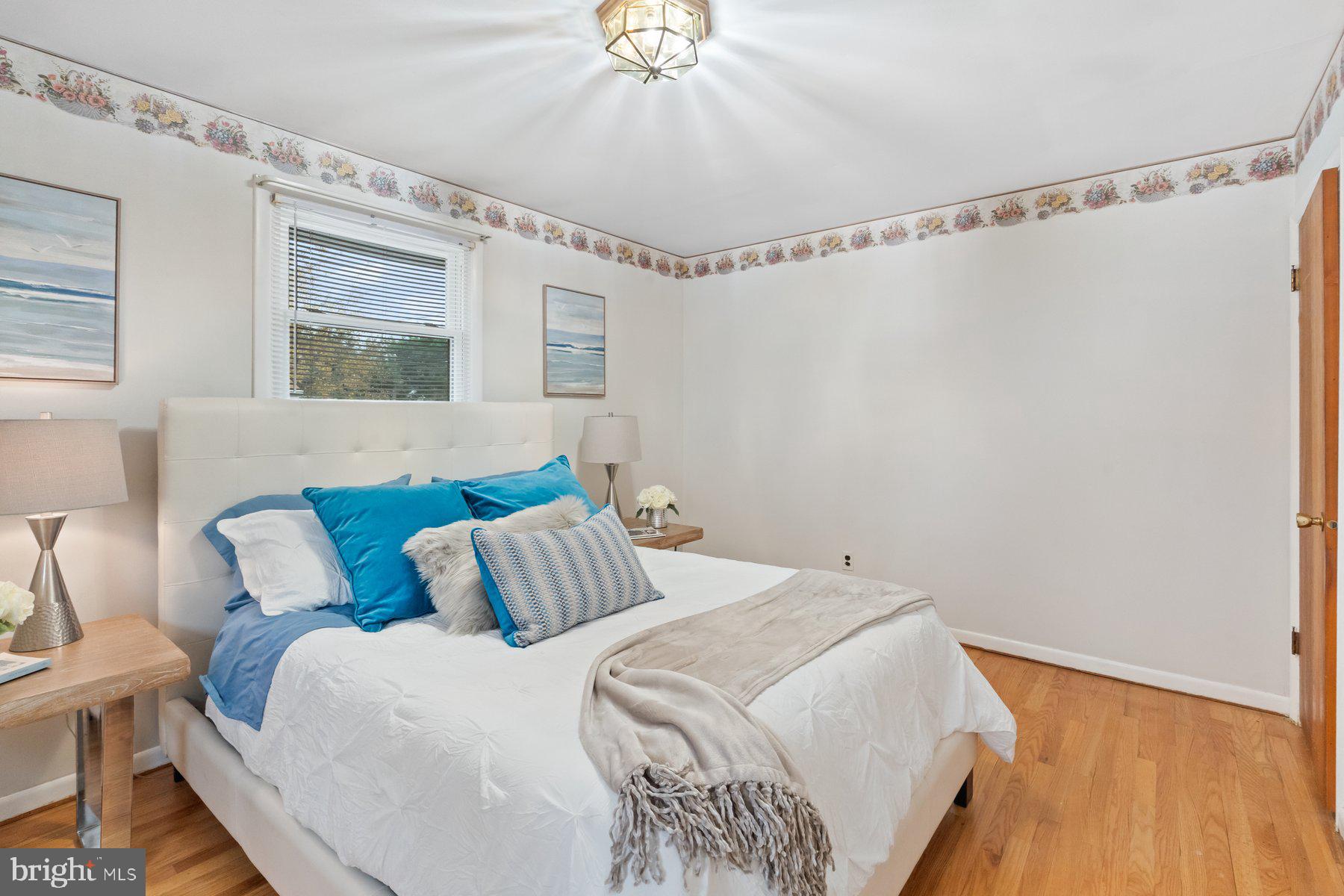 OLIVER BEACH - Residential