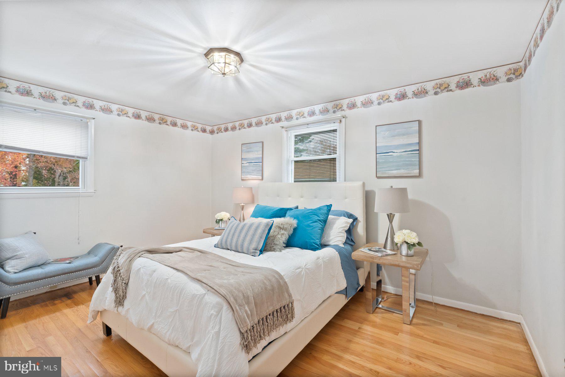 OLIVER BEACH - Residential