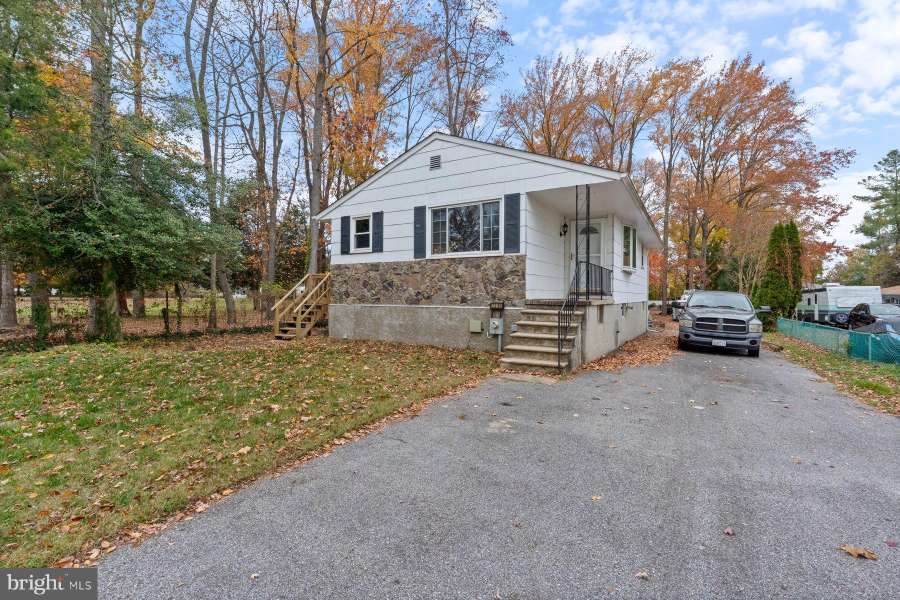 OLIVER BEACH - Residential