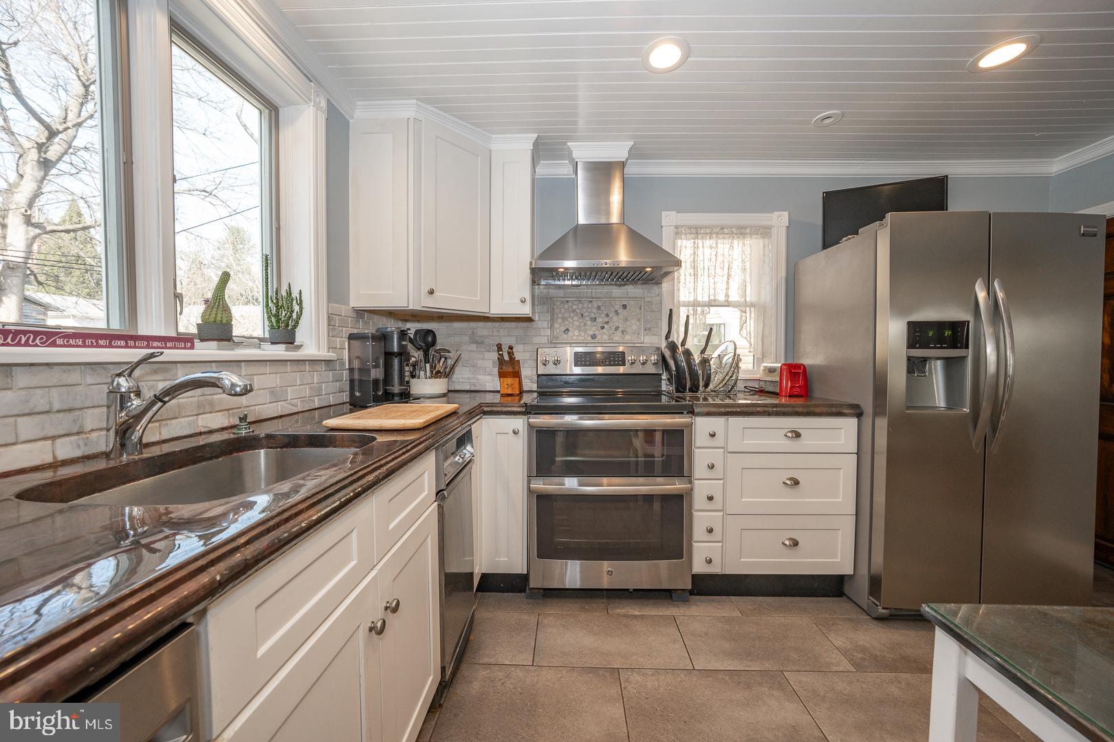 NORTH WAYNE - Residential