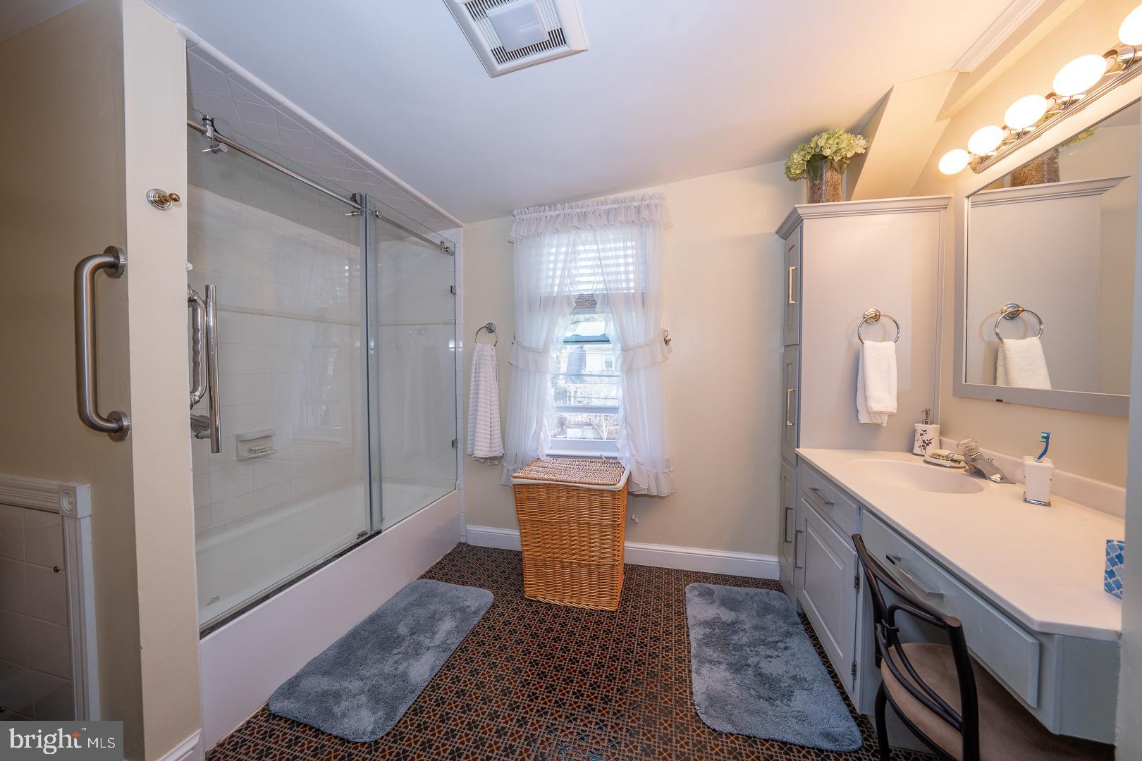 NORTH WAYNE - Residential