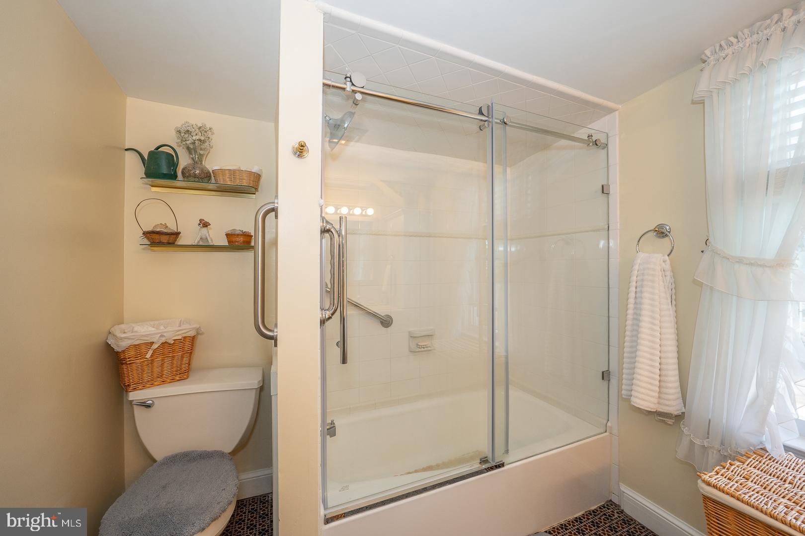 NORTH WAYNE - Residential