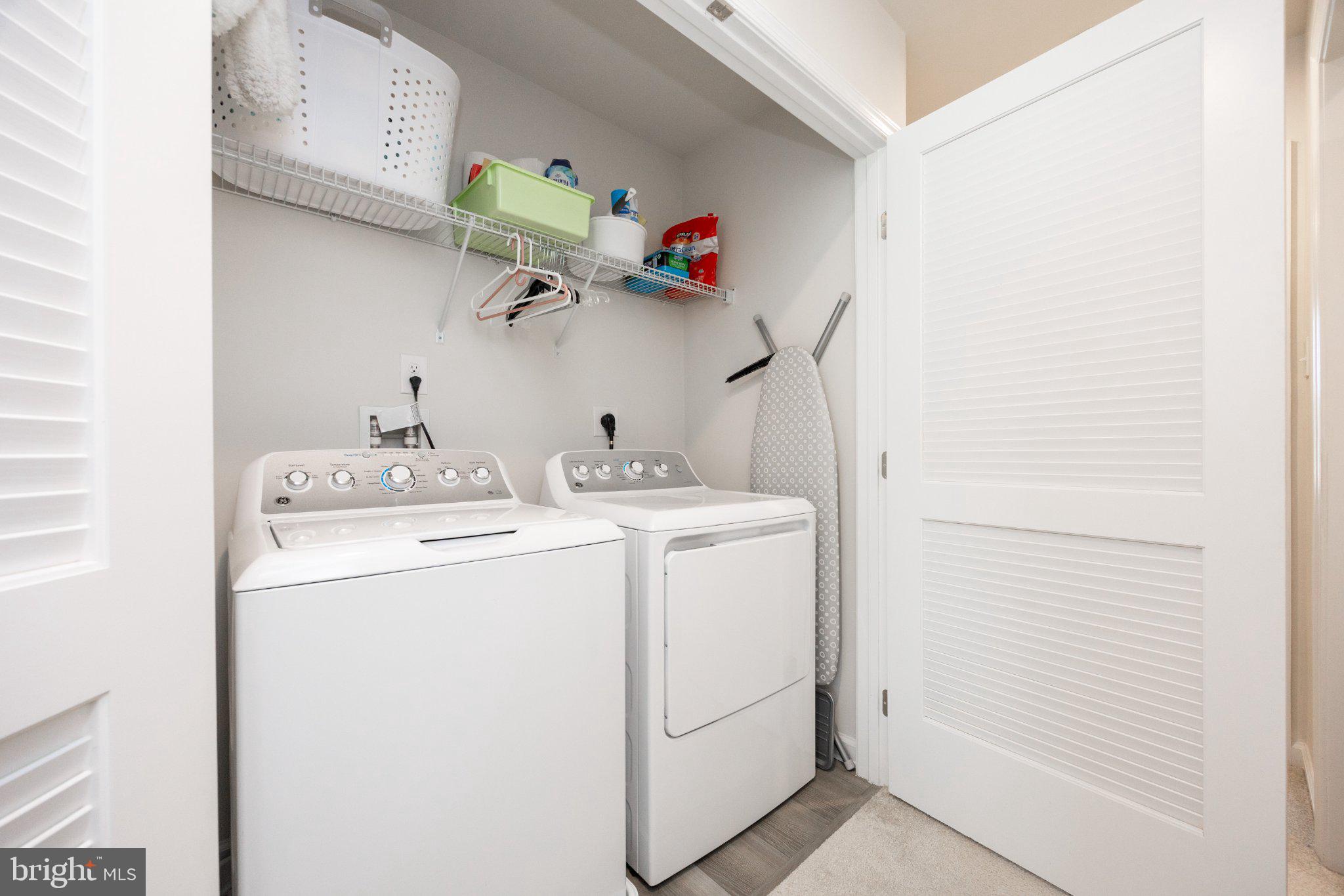 SANATOGA CROSSING - Residential