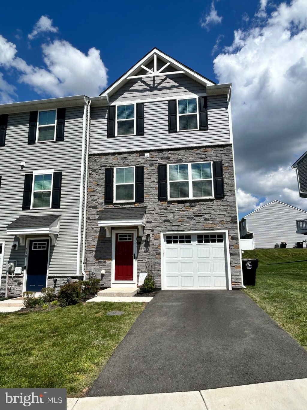 Photo of 128 Van Fleet Circle, POTTSTOWN, PA 19464 (MLS # PAMC2175894)