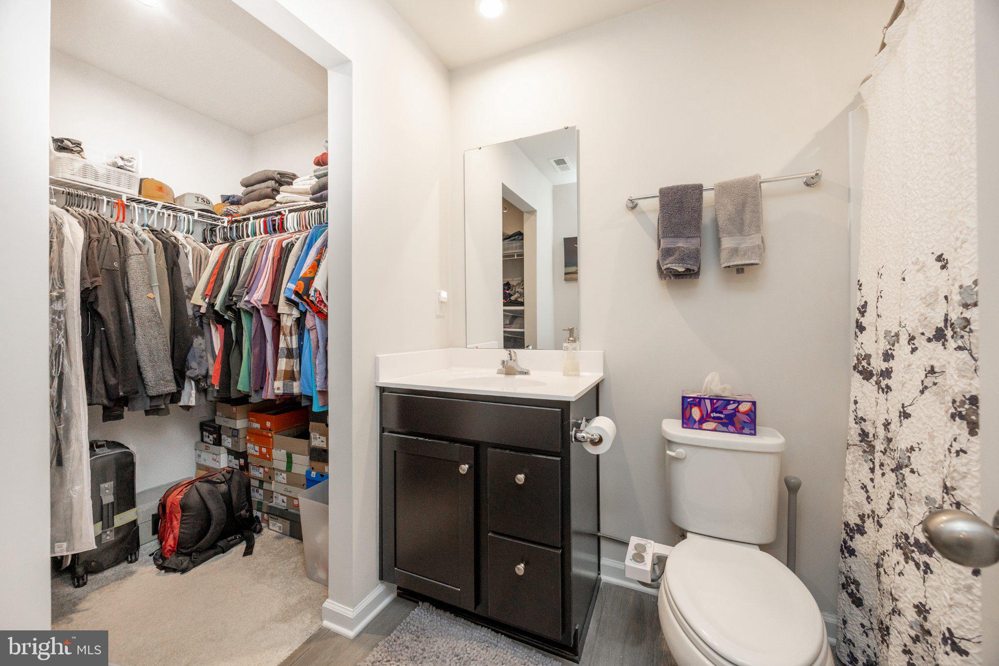 SANATOGA CROSSING - Residential