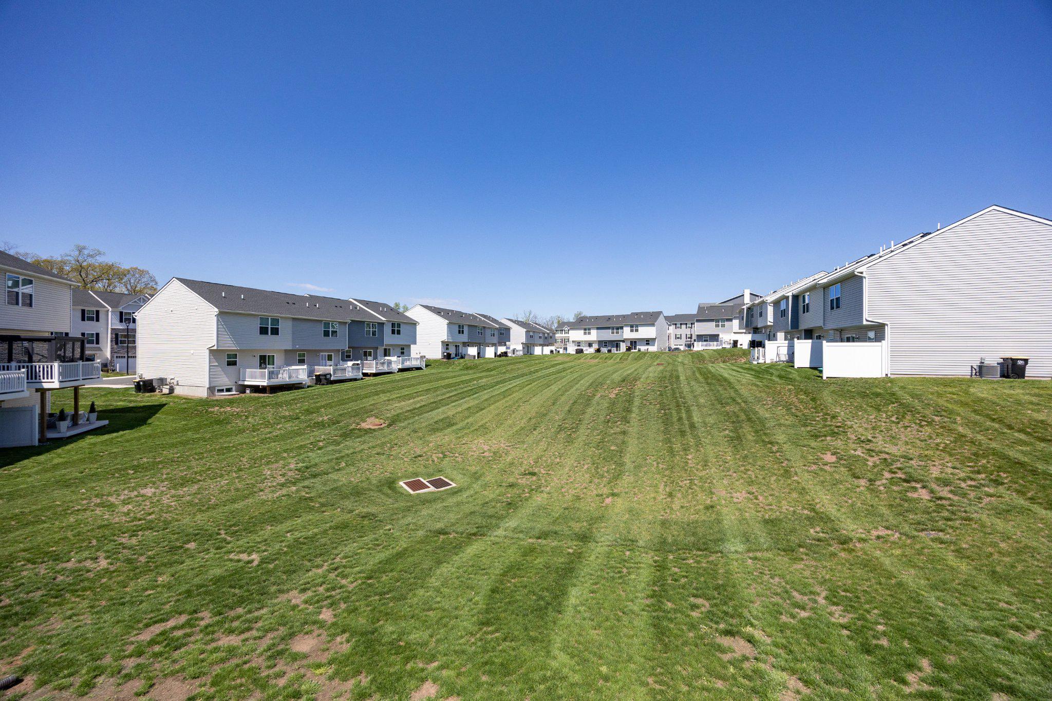 SANATOGA CROSSING - Residential