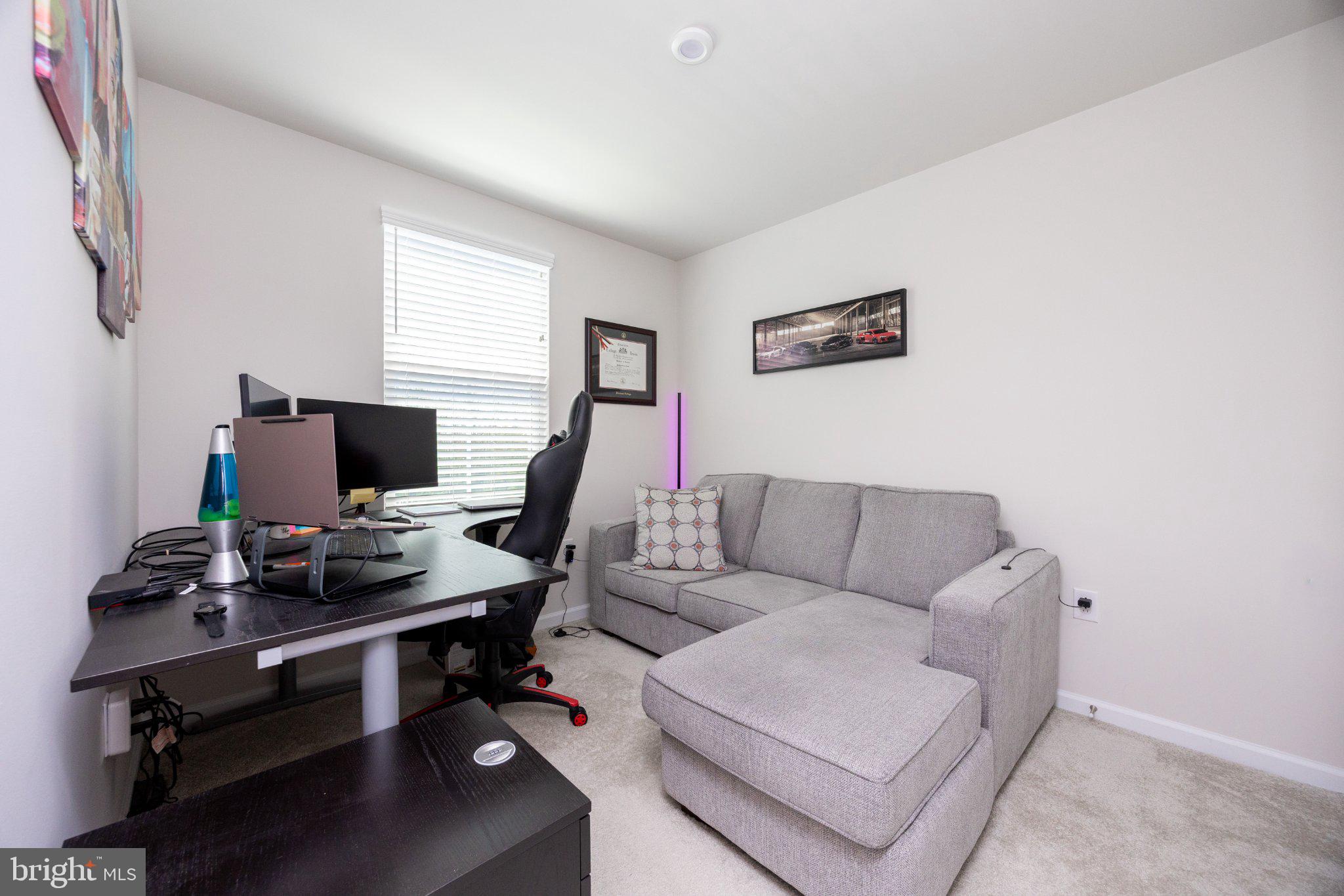 SANATOGA CROSSING - Residential