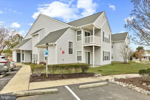 Condo For Sale - 11423 Manklin Creek Road #1<br/> OCEAN PINES, MD 21811