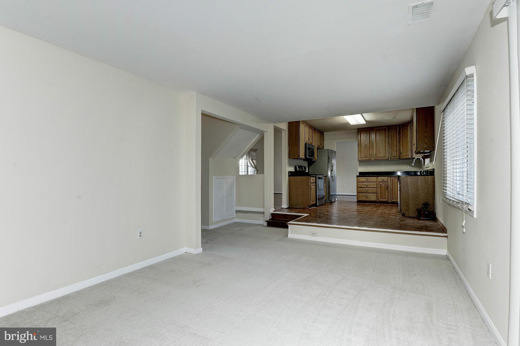 REFLECTION LAKE - Residential