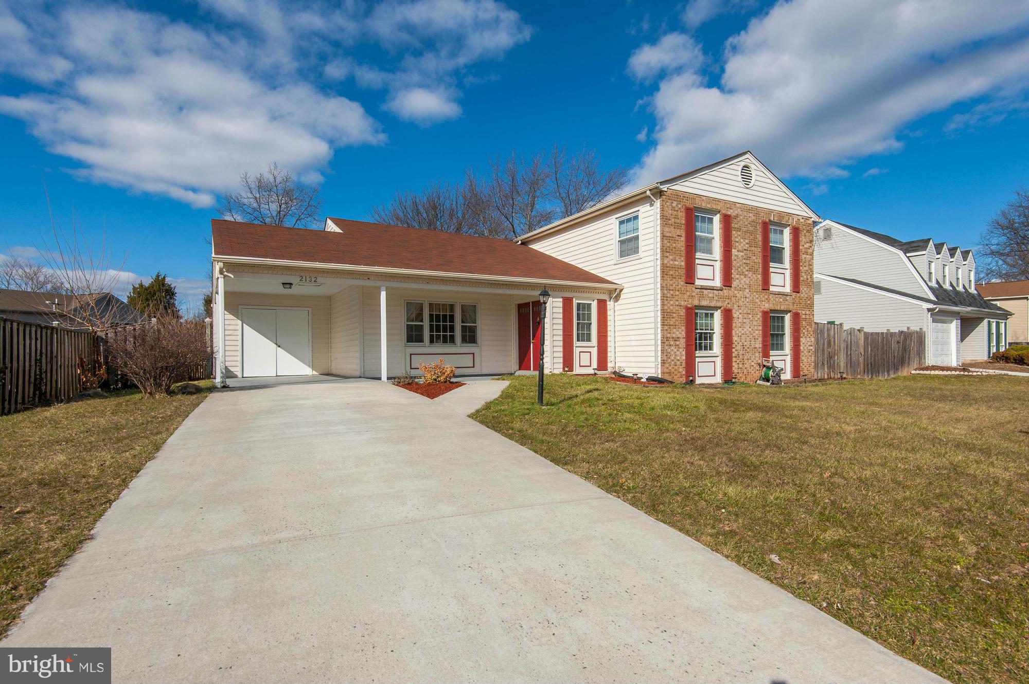 REFLECTION LAKE - Residential