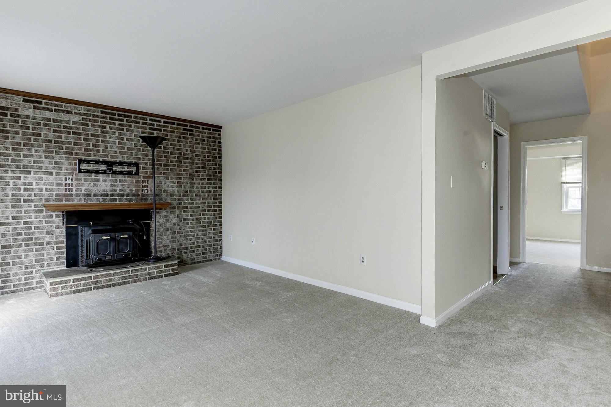 REFLECTION LAKE - Residential