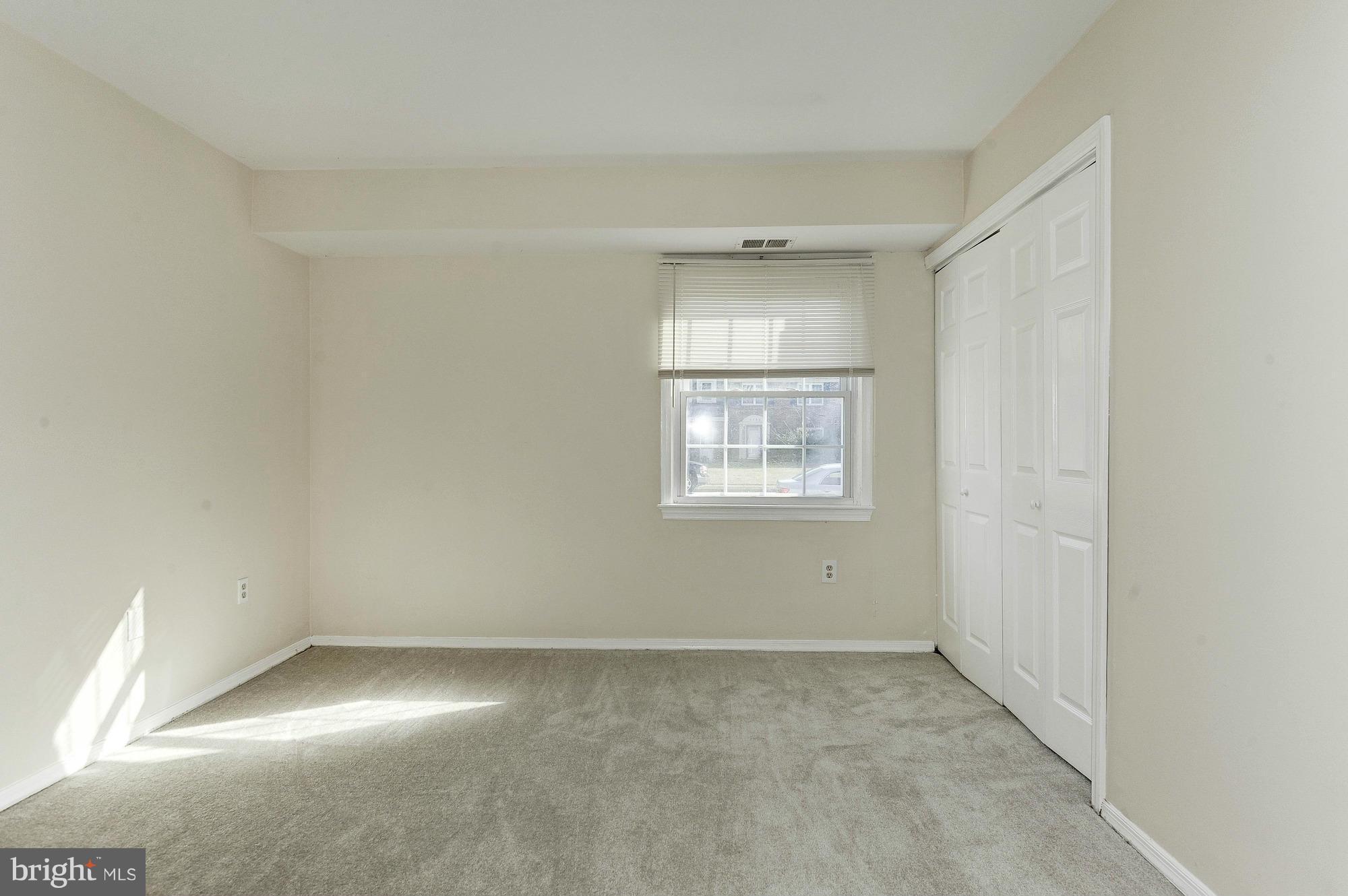 REFLECTION LAKE - Residential