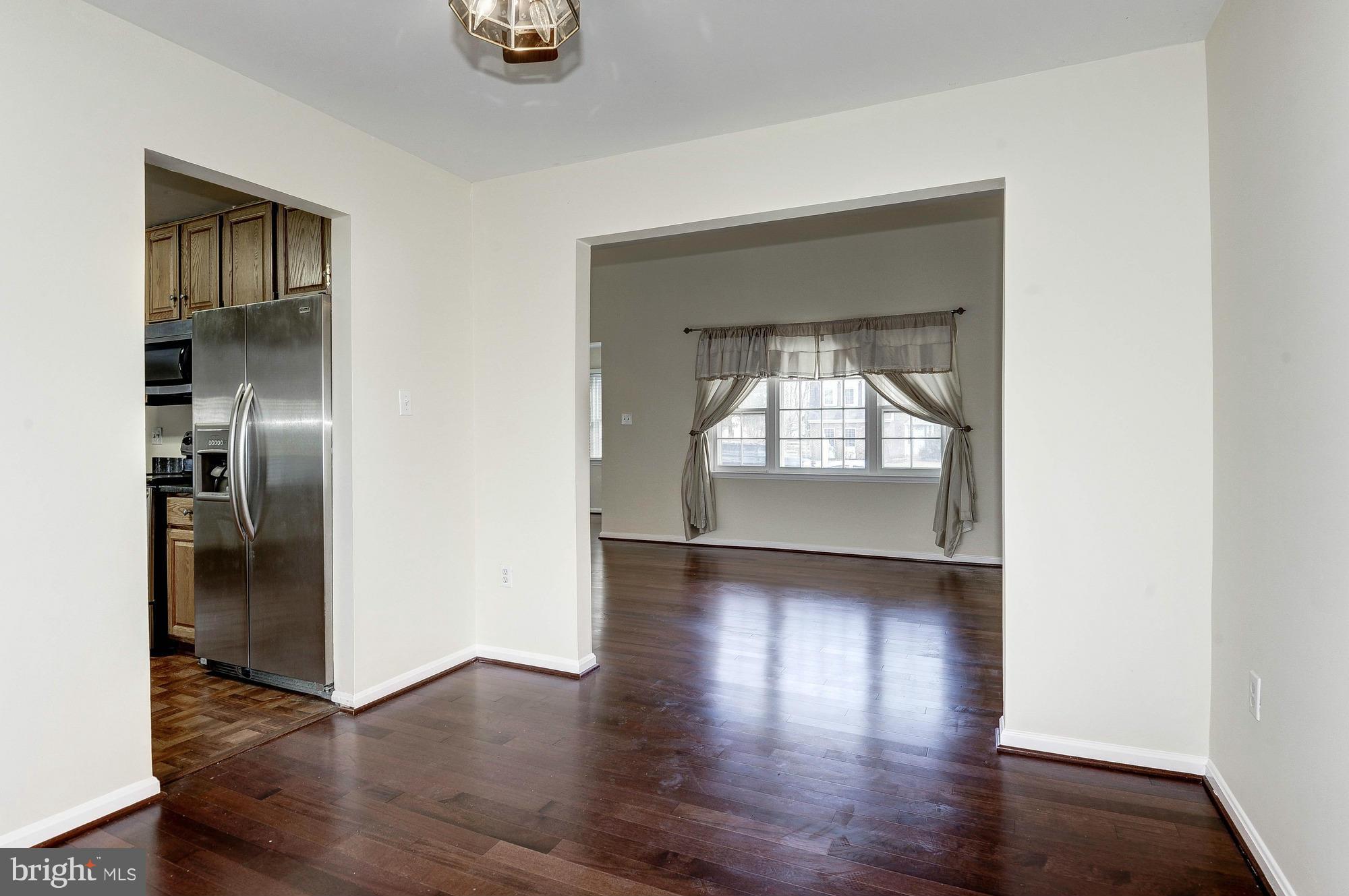 REFLECTION LAKE - Residential