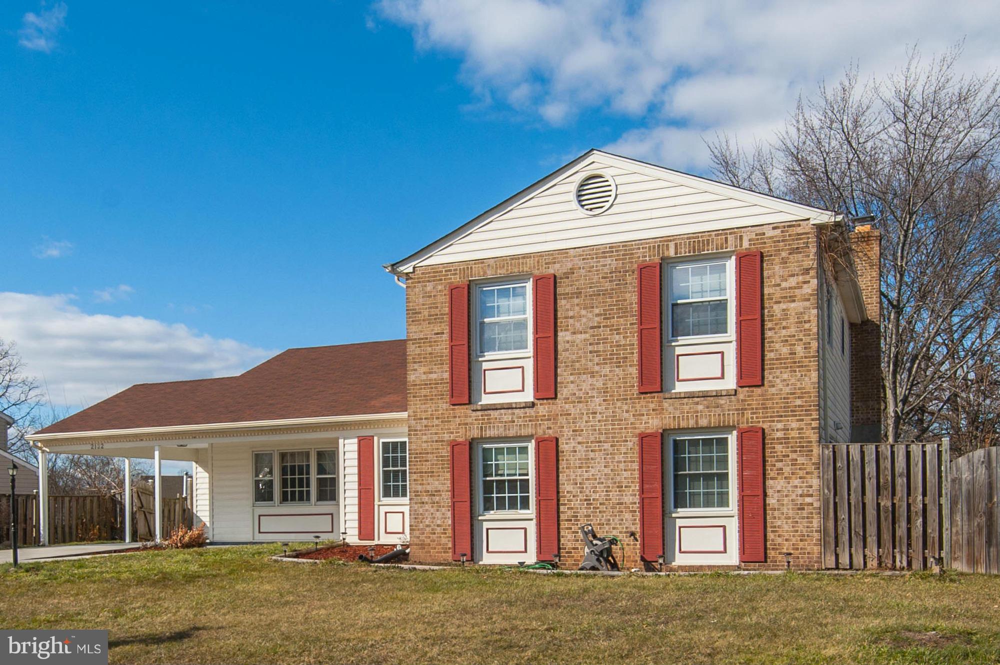 REFLECTION LAKE - Residential