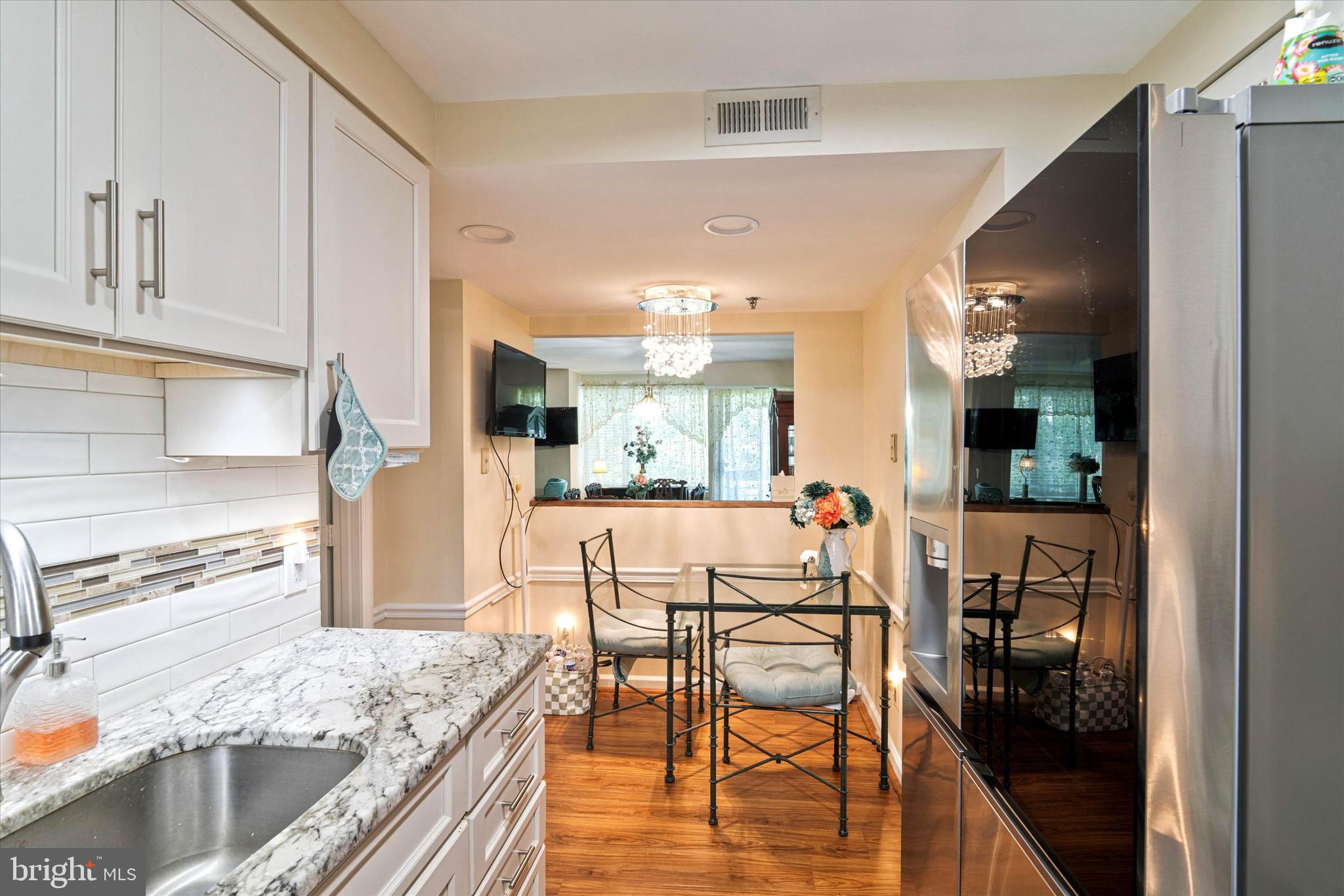 ALTA VISTA - Residential