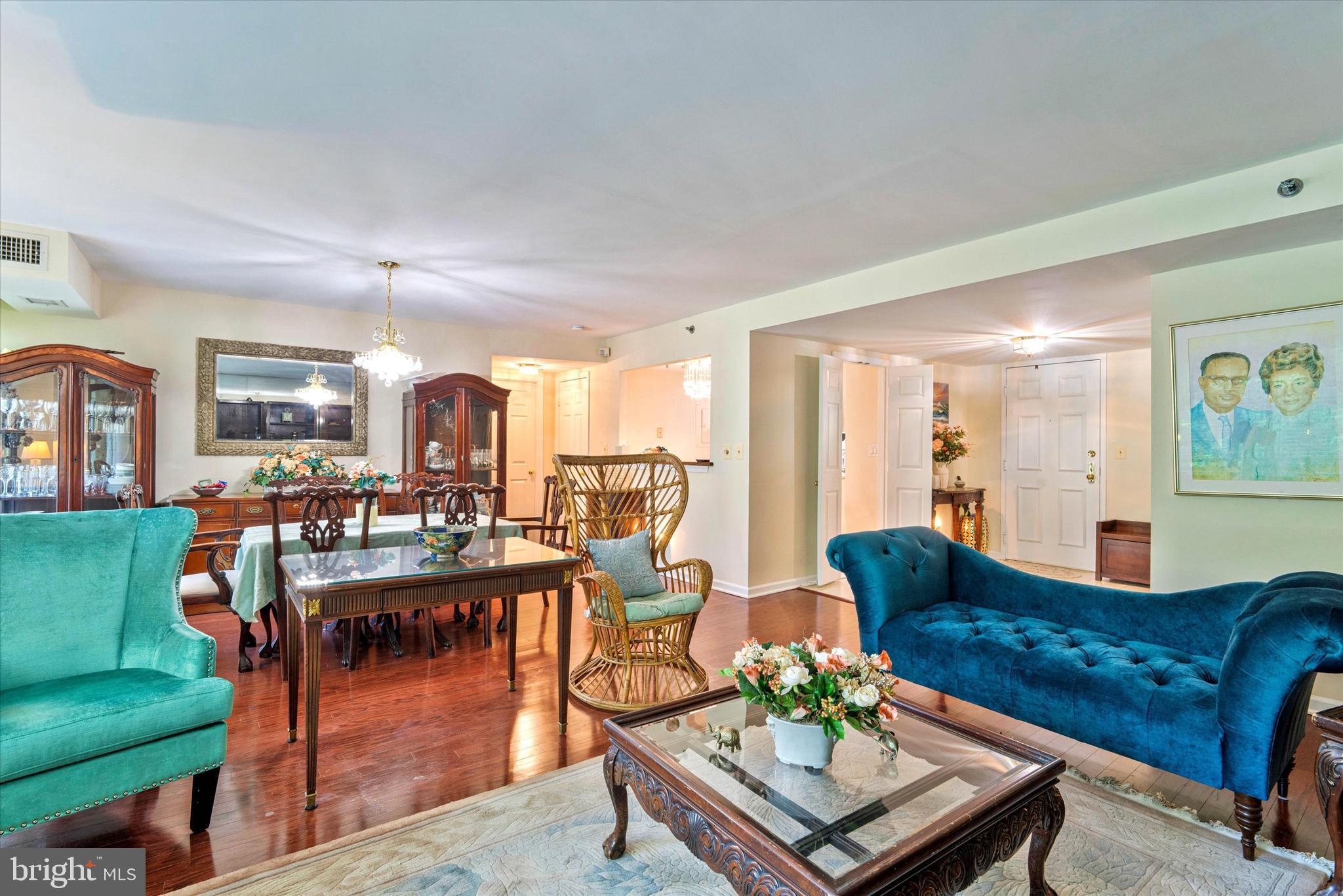 ALTA VISTA - Residential