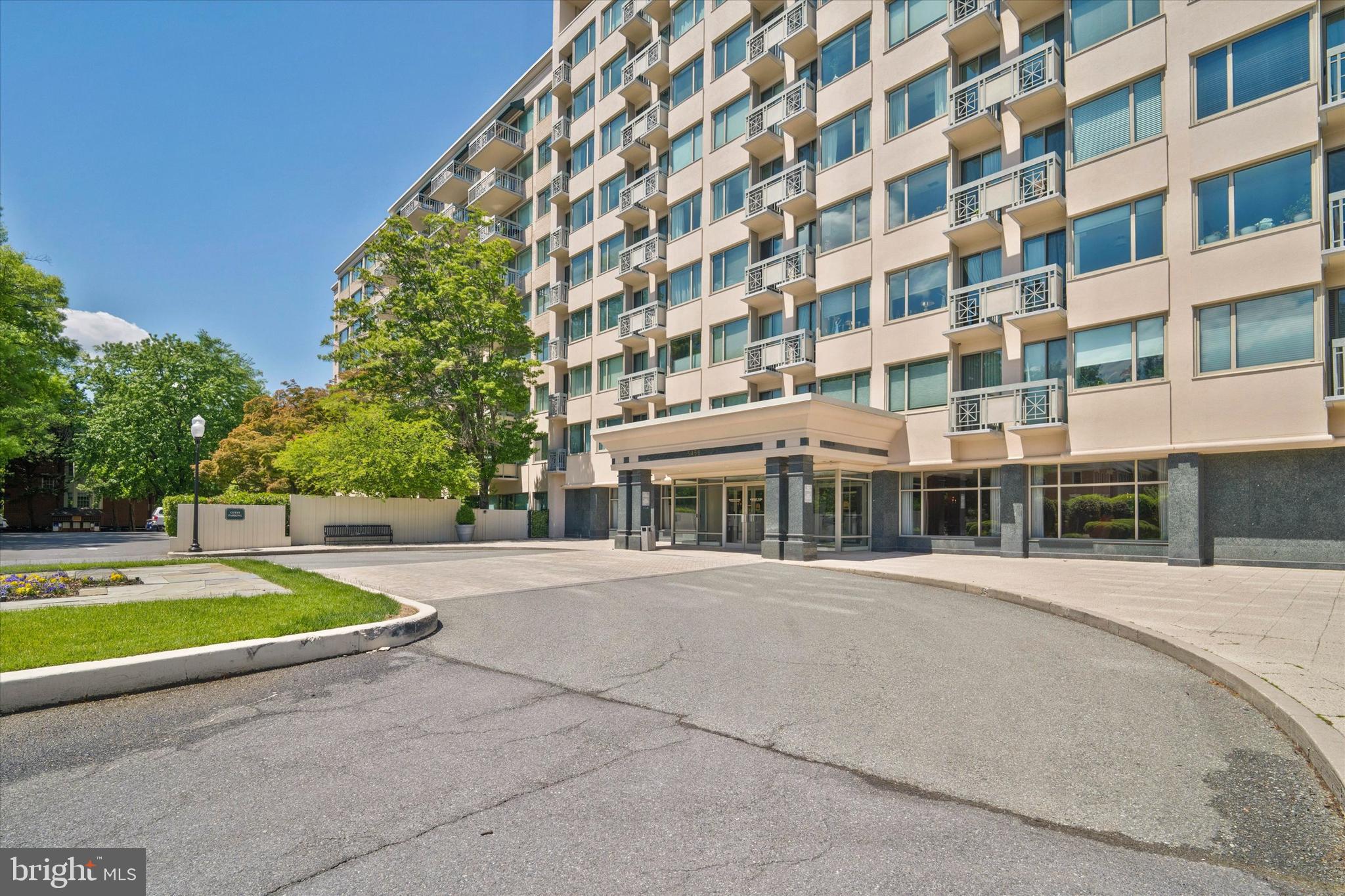 ALTA VISTA - Residential