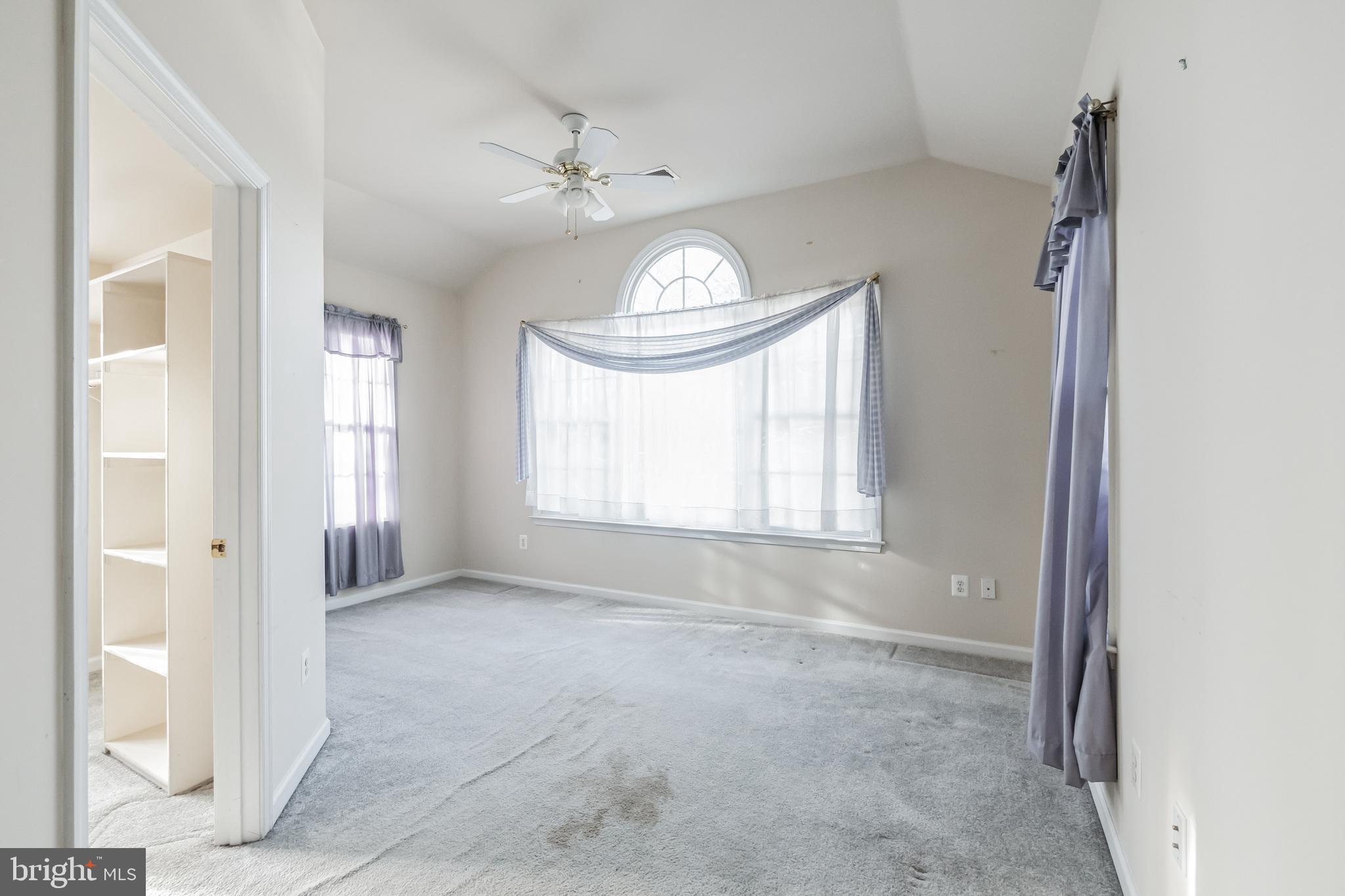 LOWES ISLAND/CASCADES - Residential