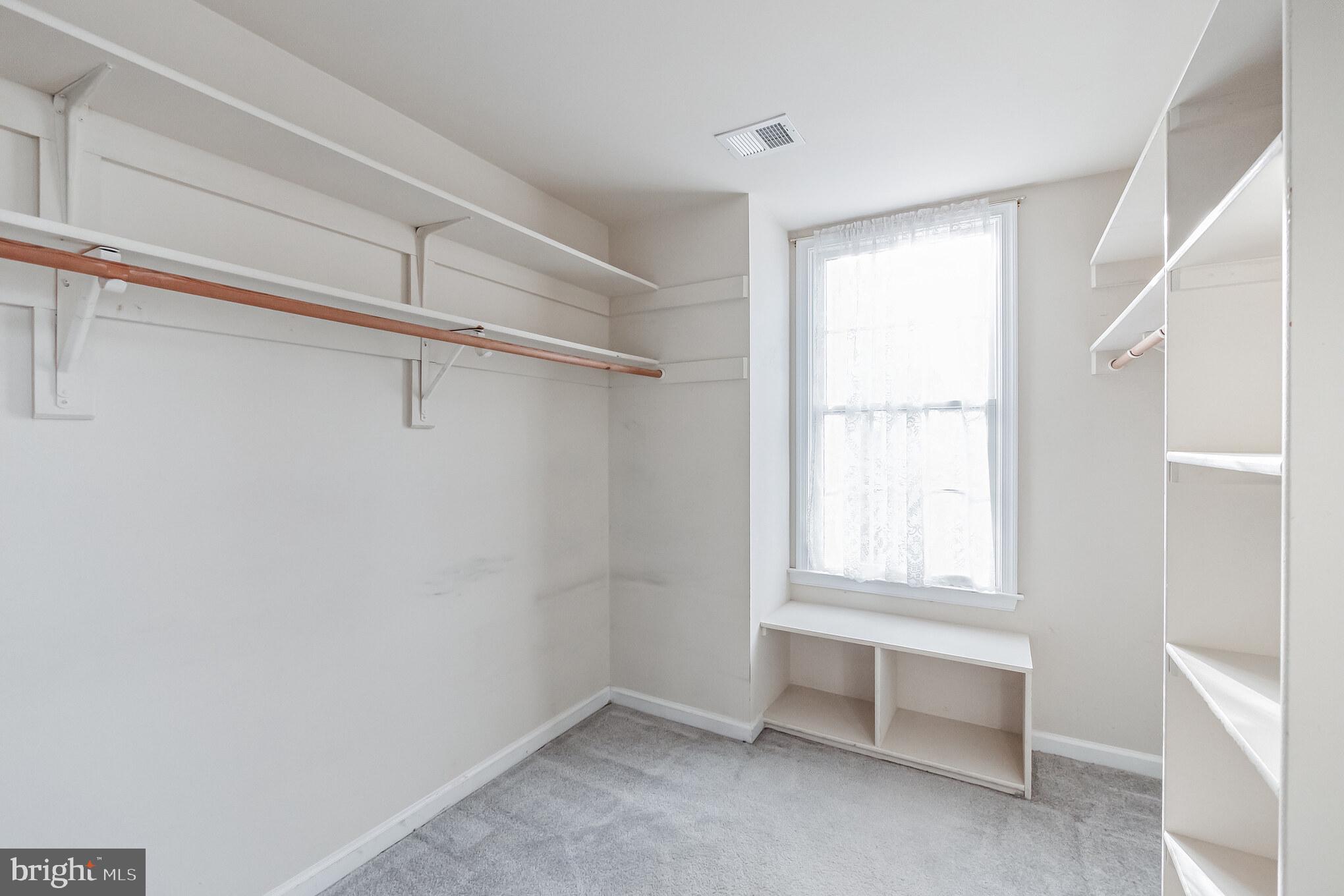 LOWES ISLAND/CASCADES - Residential