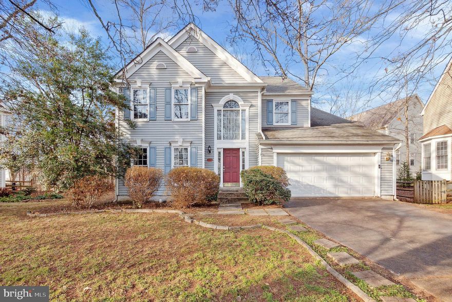 Spacious four-bedroom colonial with three full and one-half baths on a quiet cul de sac with a private backyard. Open concept with huge kitchen overlooking the large family room and adjacent sunroom.  Main level office. Two story foyer. Expansive primary suite with huge walk-in closet and four-piece bathroom. 
Finished basement with full bath. Bring this former beauty back to its former glory!
To help visualize this home’s floorplan and to highlight its potential, virtual furnishings may have been added to photos found in this listing.