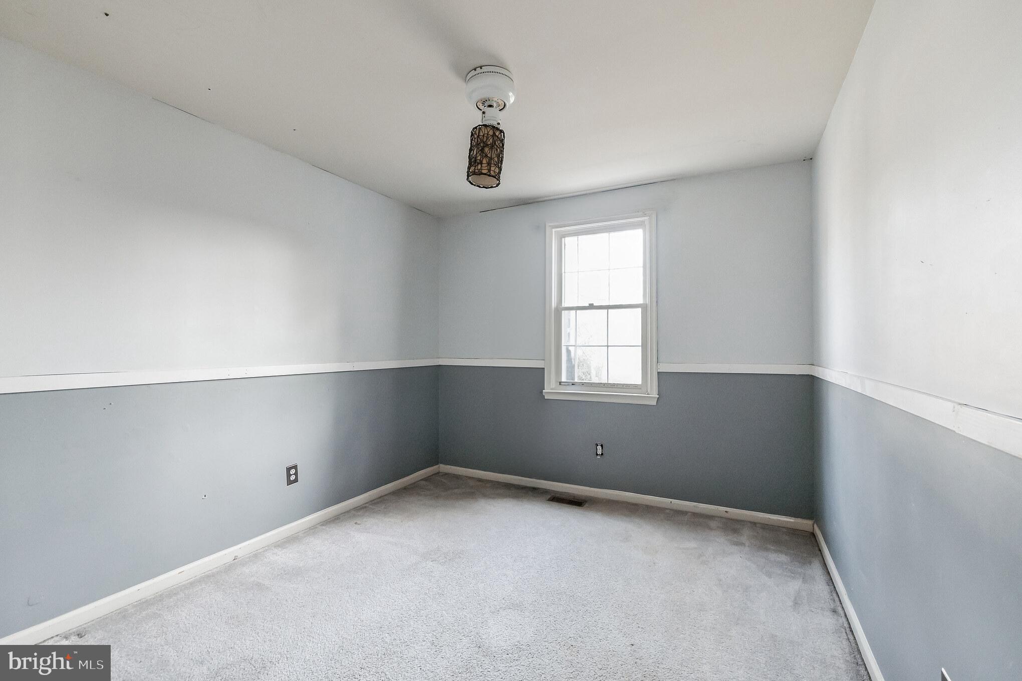 LOWES ISLAND/CASCADES - Residential