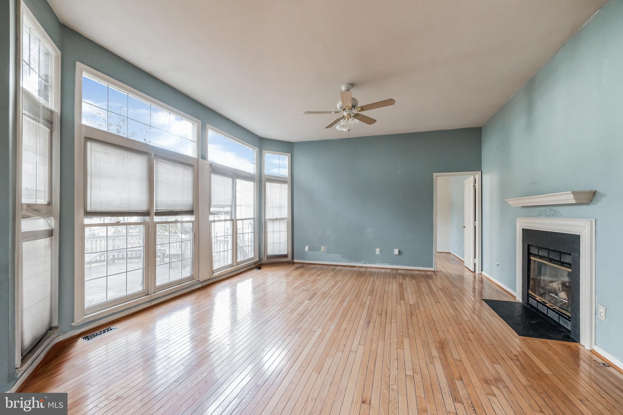 LOWES ISLAND/CASCADES - Residential