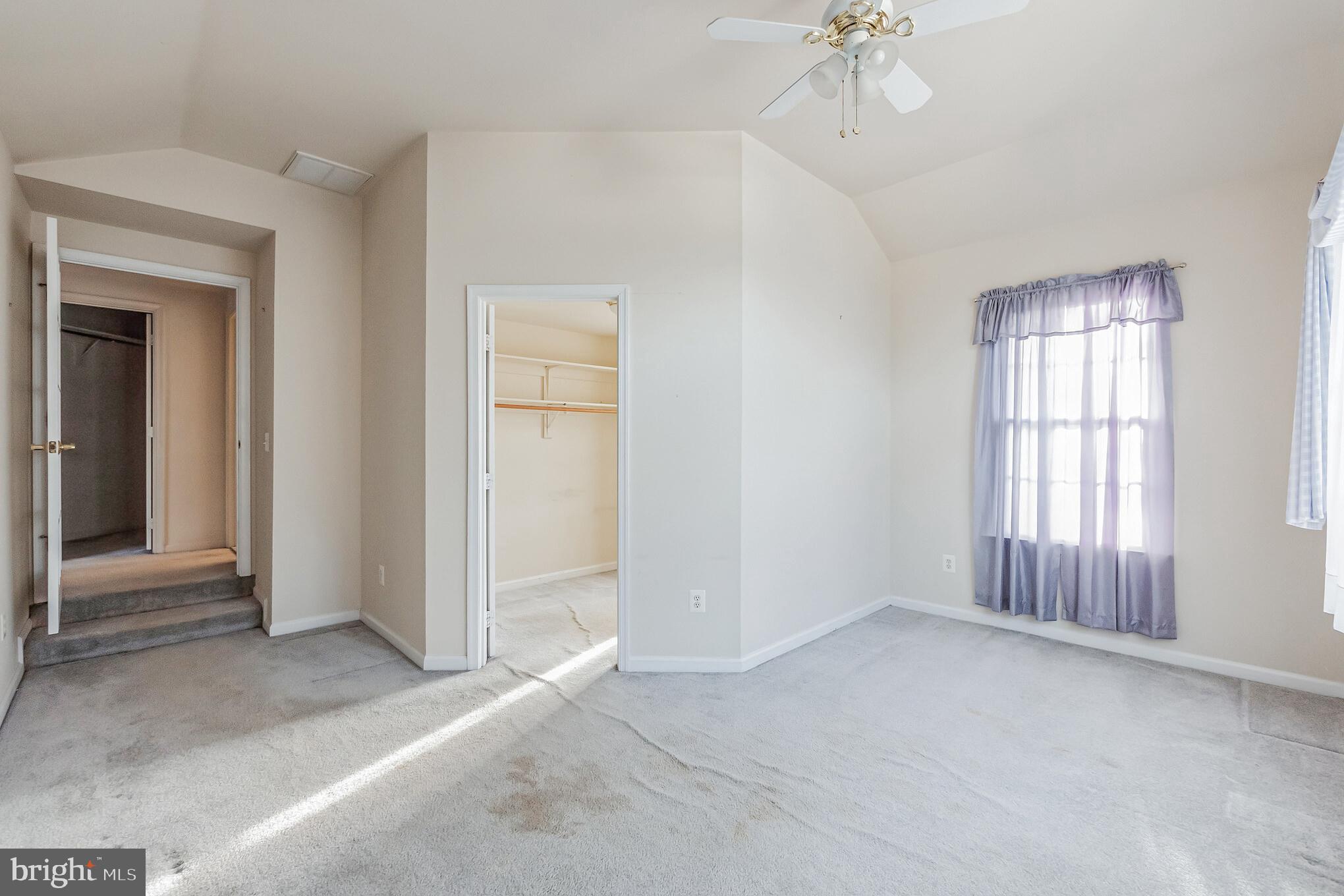 LOWES ISLAND/CASCADES - Residential