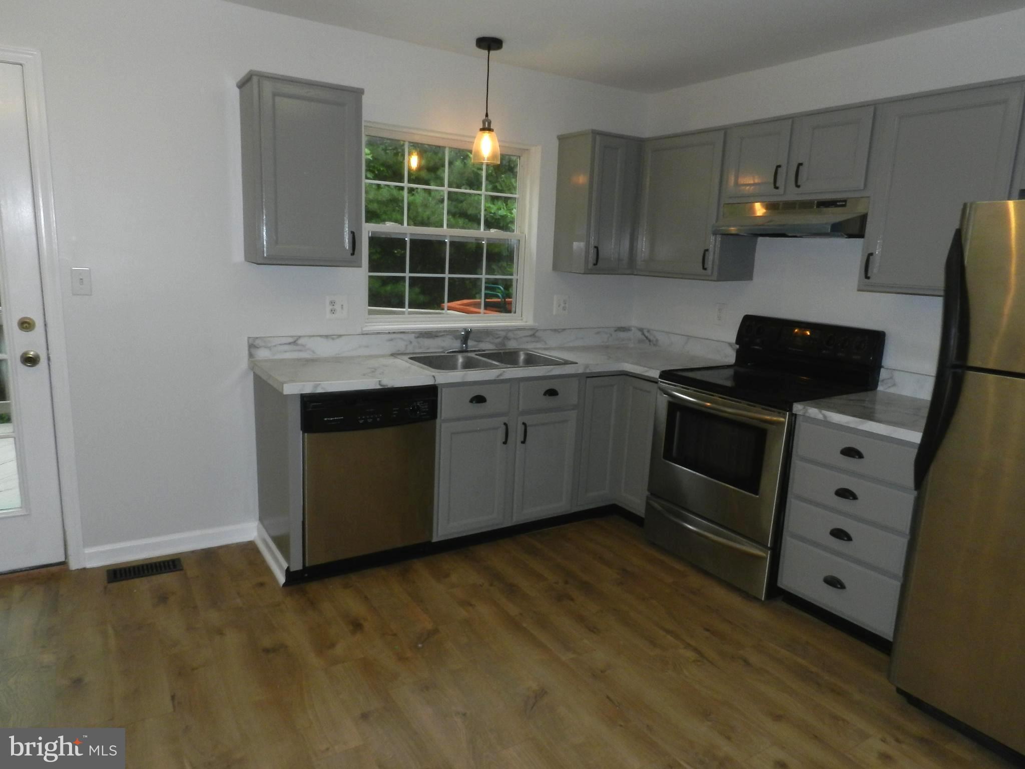 DEVILS REACH CONDOS - Residential