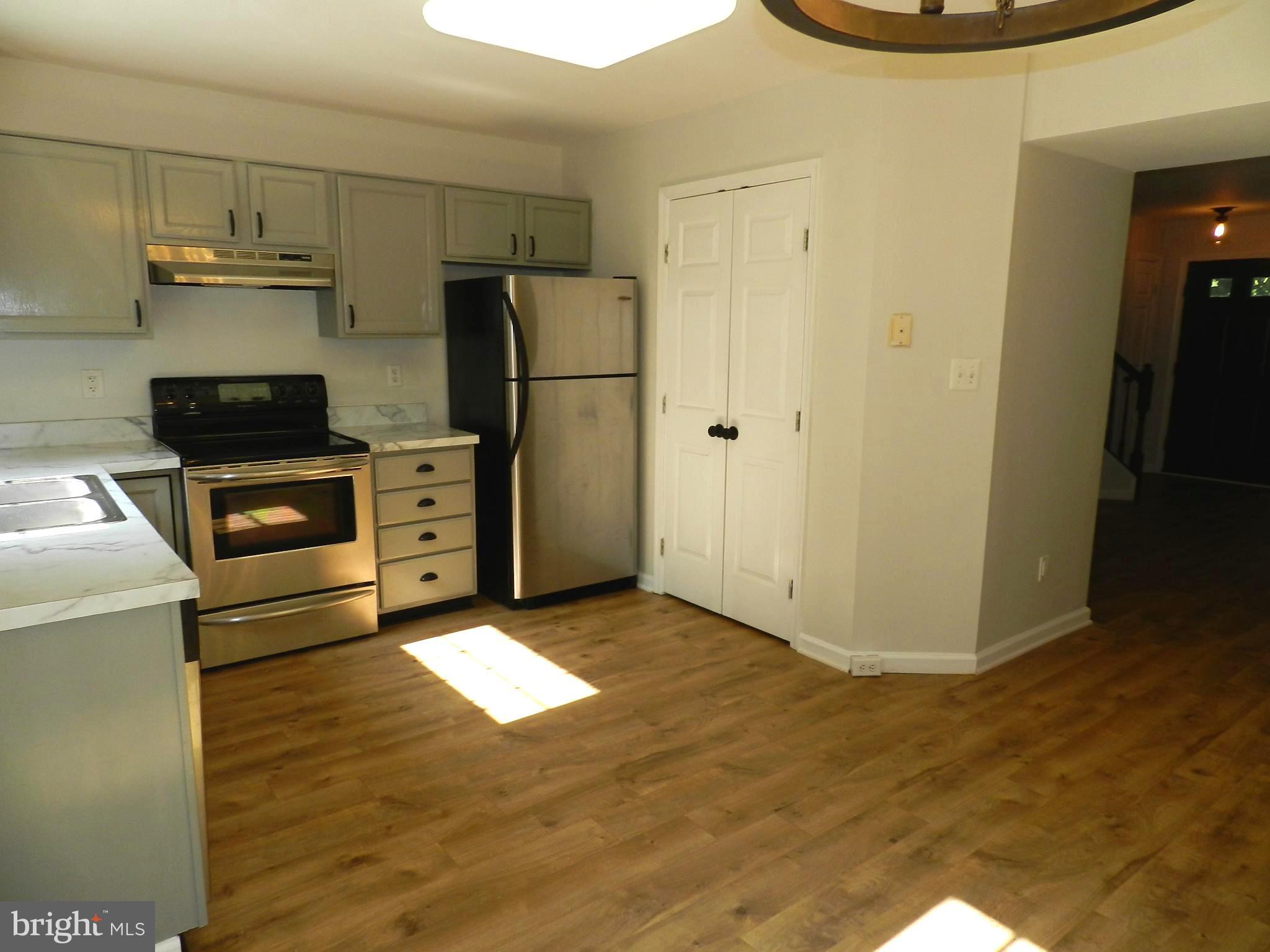 DEVILS REACH CONDOS - Residential