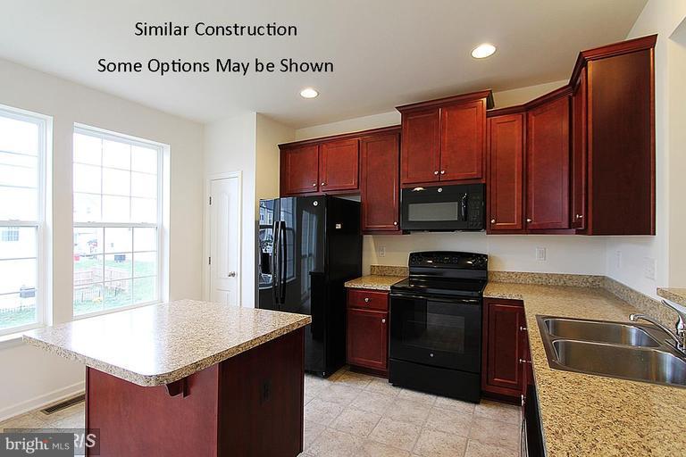 RIVERSIDE VILLAGES - Residential