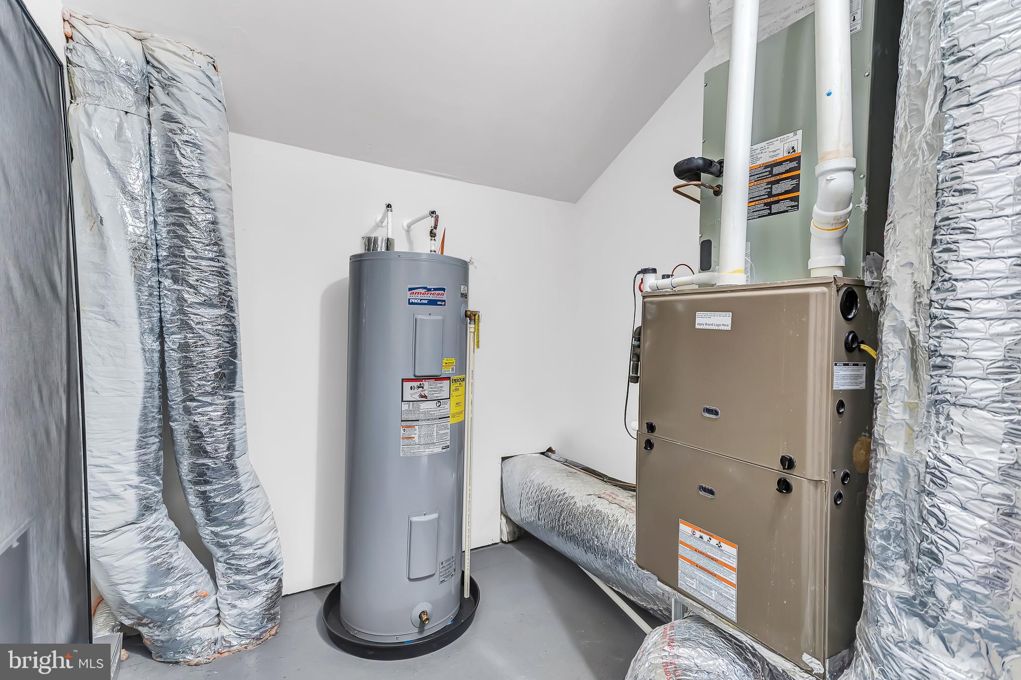 SUMMERS GATE - Residential