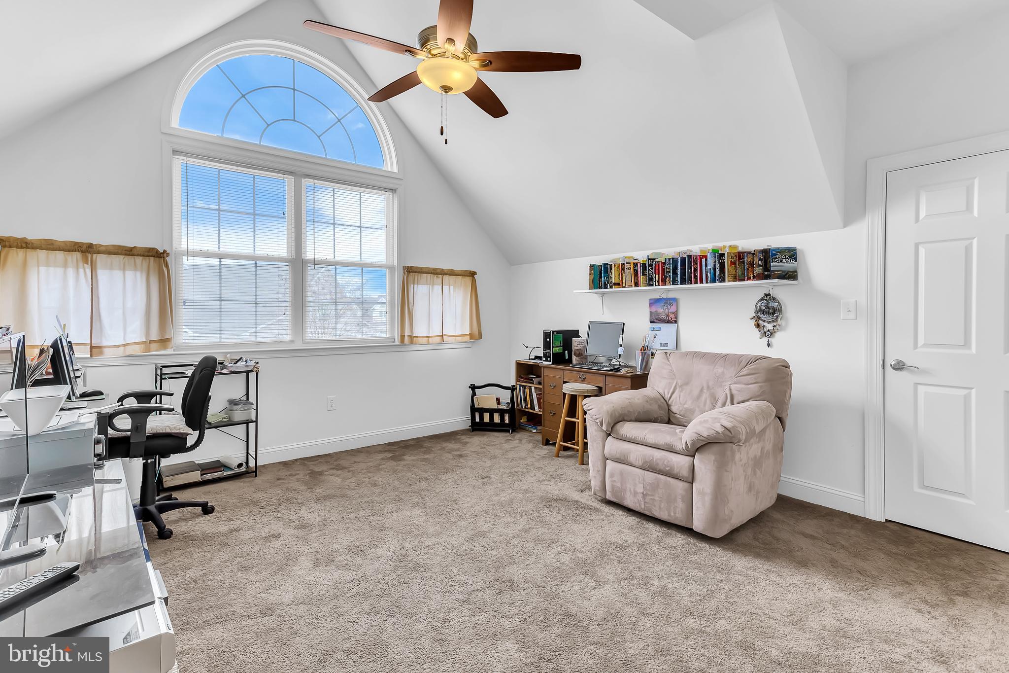 SUMMERS GATE - Residential