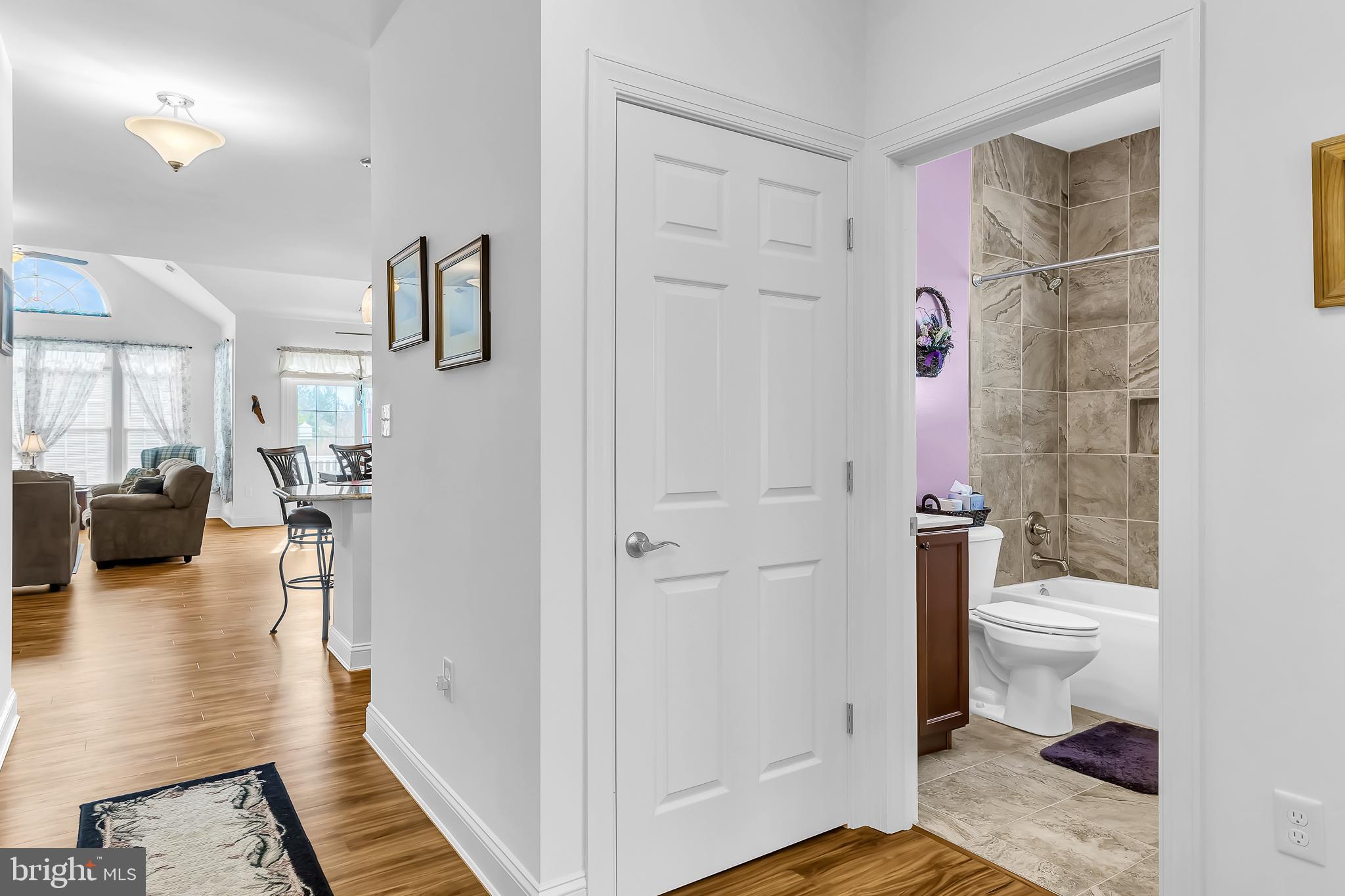 SUMMERS GATE - Residential