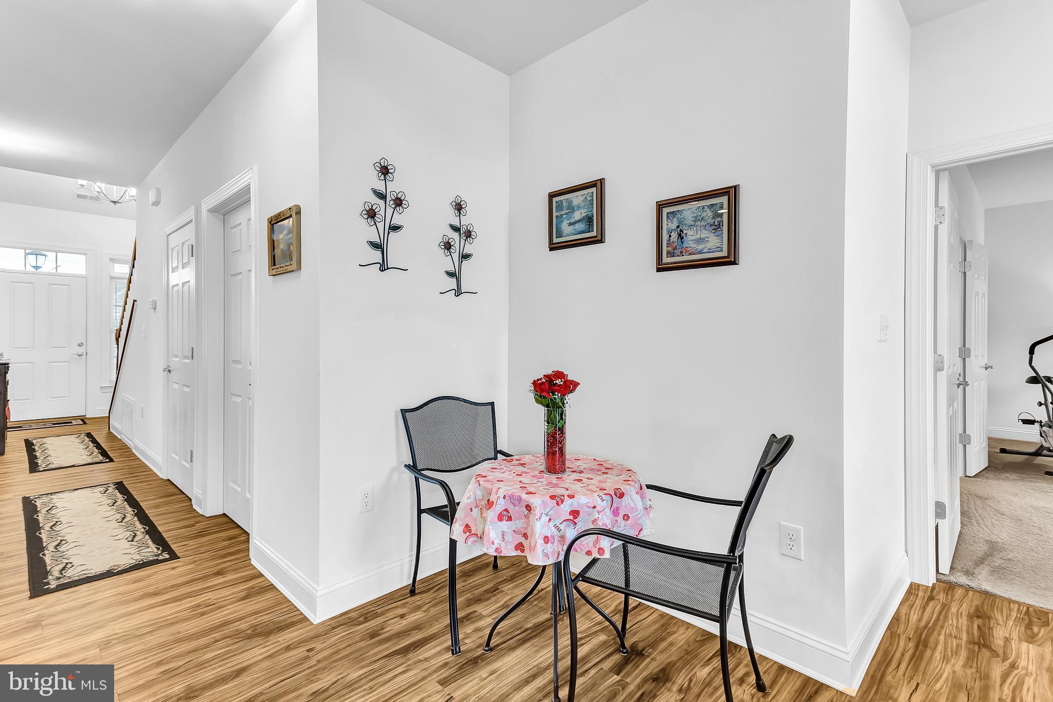 SUMMERS GATE - Residential